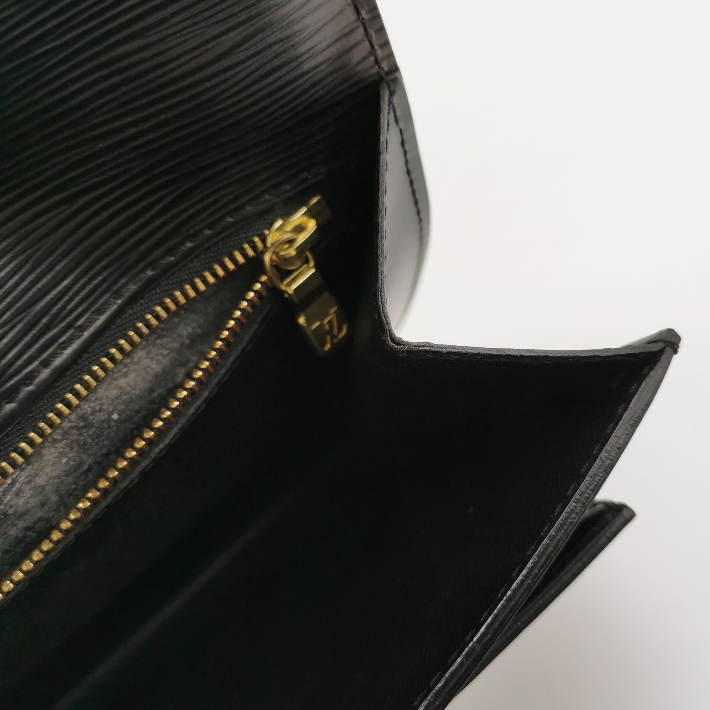 Louis Vuitton Louis Vuitton (LV) Monceau cowhide ripple S-lock vintage cl Size ONE SIZE - 7 Thumbnail