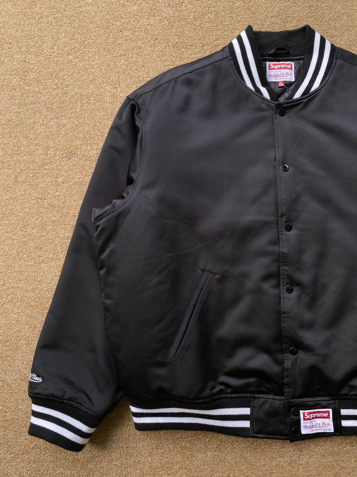 Mitchell & Ness × Supreme SUPREME MITCHELL & NESS VARSITY SIZE XL Size US XL / EU 56 / 4 - 3 Thumbnail