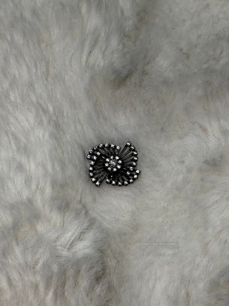 Saint Laurent Paris Saint Laurent Paris Crystal Flower Brooch Size ONE SIZE - 3 Thumbnail