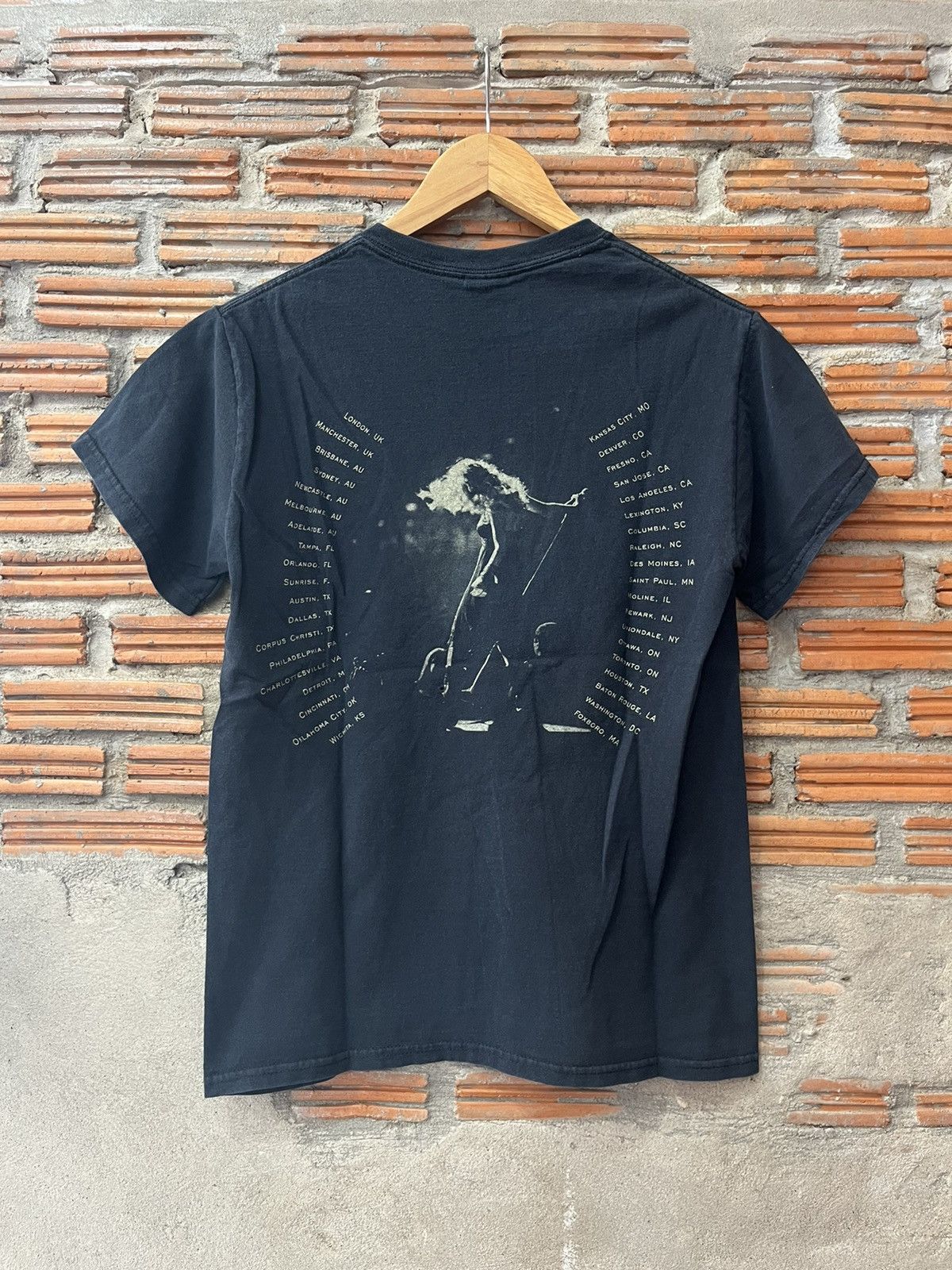 Band Tees Vintage Tayler Swift World tour Tshirt Size US S / EU 44-46 / 1 - 3 Thumbnail