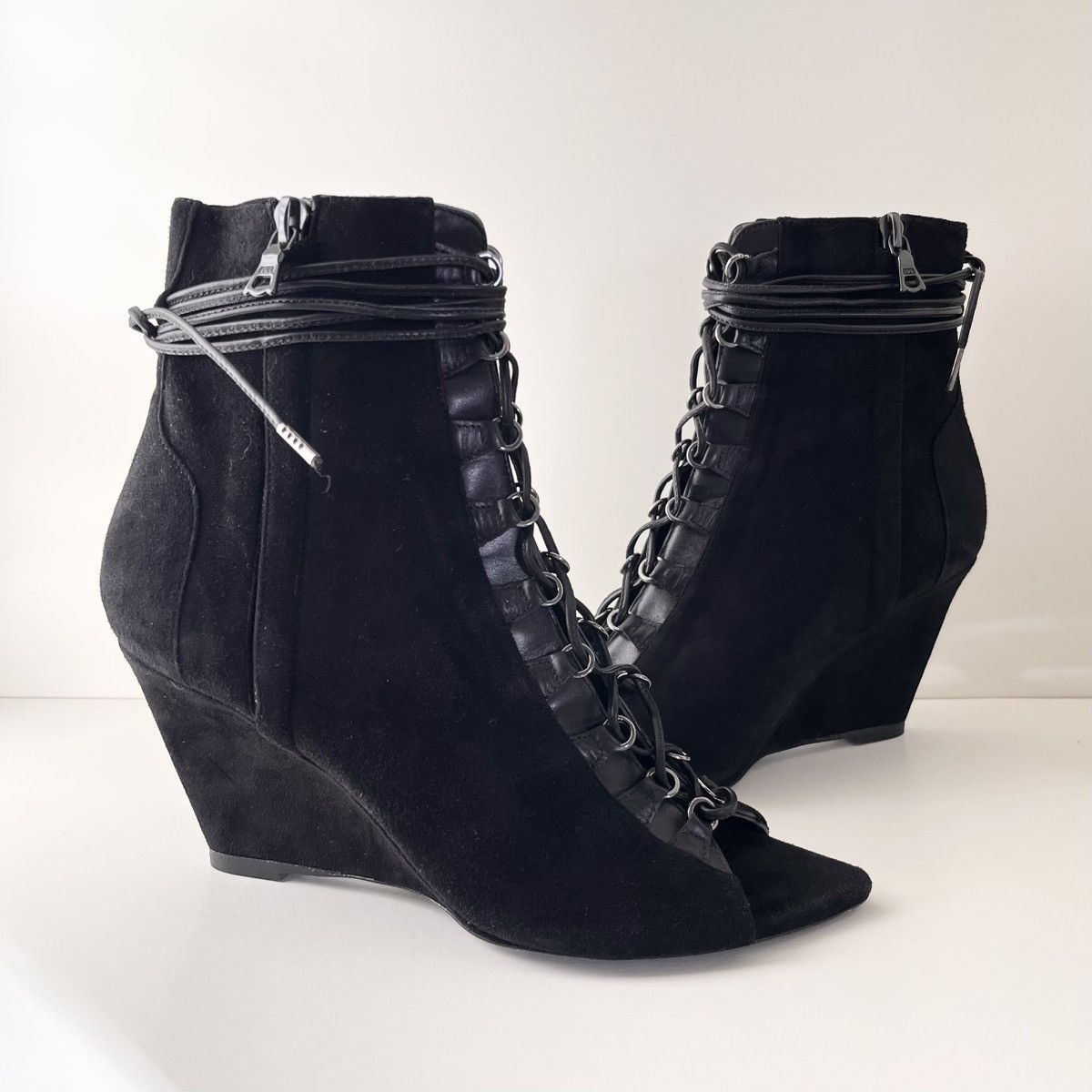 Narciso Rodriguez Narciso Rodriguez Black suede Lace-Up Wedge Boots Size US 6.5 / IT 36.5 - 4 Thumbnail