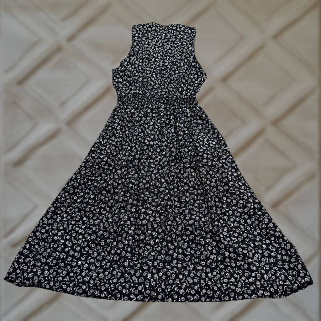 Vintage VINTAGE R.J. Stevens Carol Escritor Wrap Midi Dress Womens 8 Black White Floral Size M / US 6-8 / IT 42-44 - 1 Thumbnail