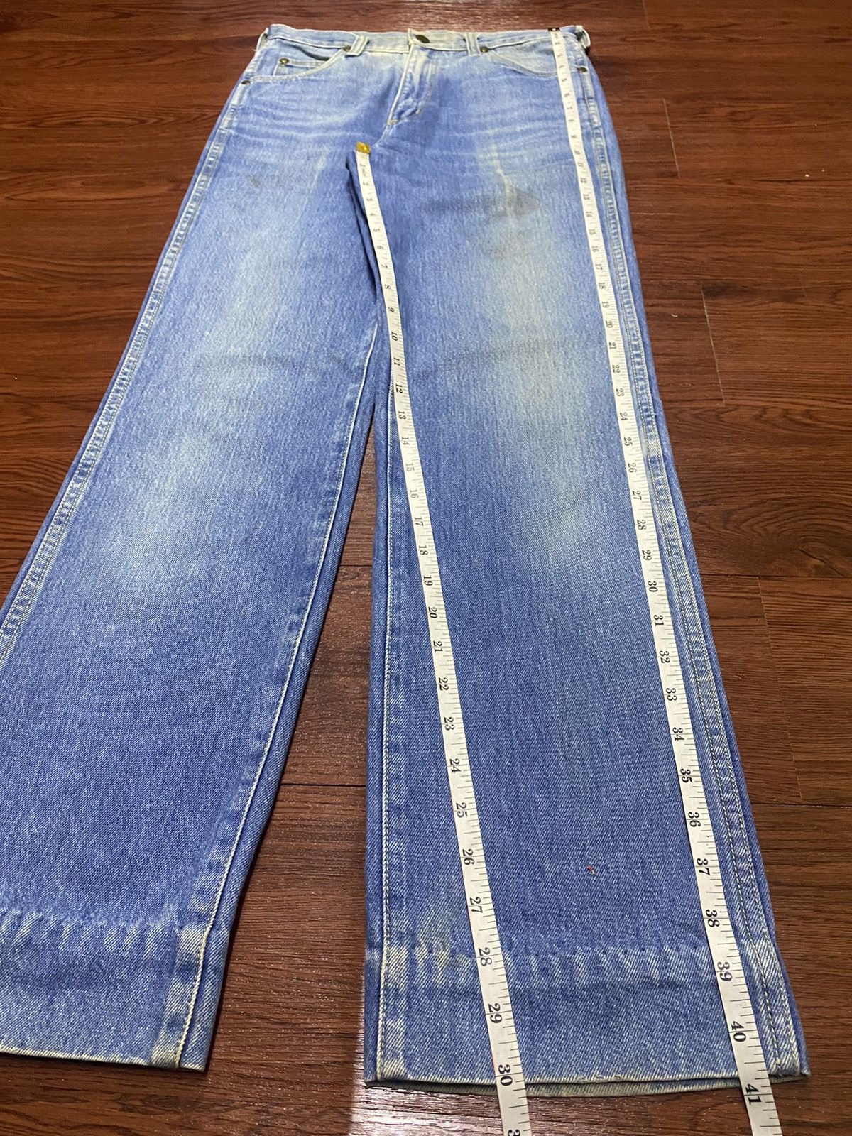 Vintage Wrangler Japan Greensboro N.C Blue Wash Jeans Size US 28 / EU 44 - 13 Thumbnail