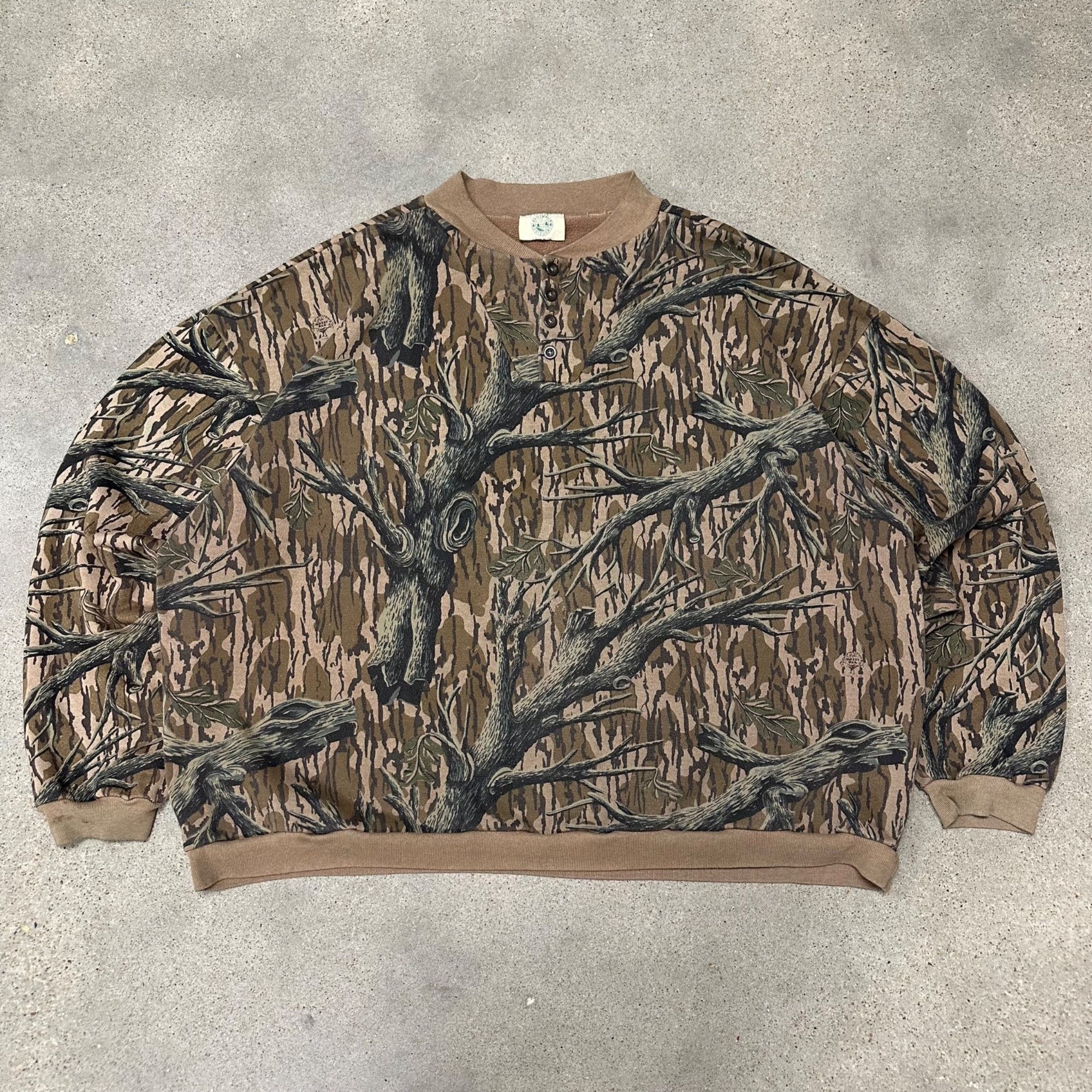 Vintage Mossy Oak Tree Stand Camo Sweatshirt