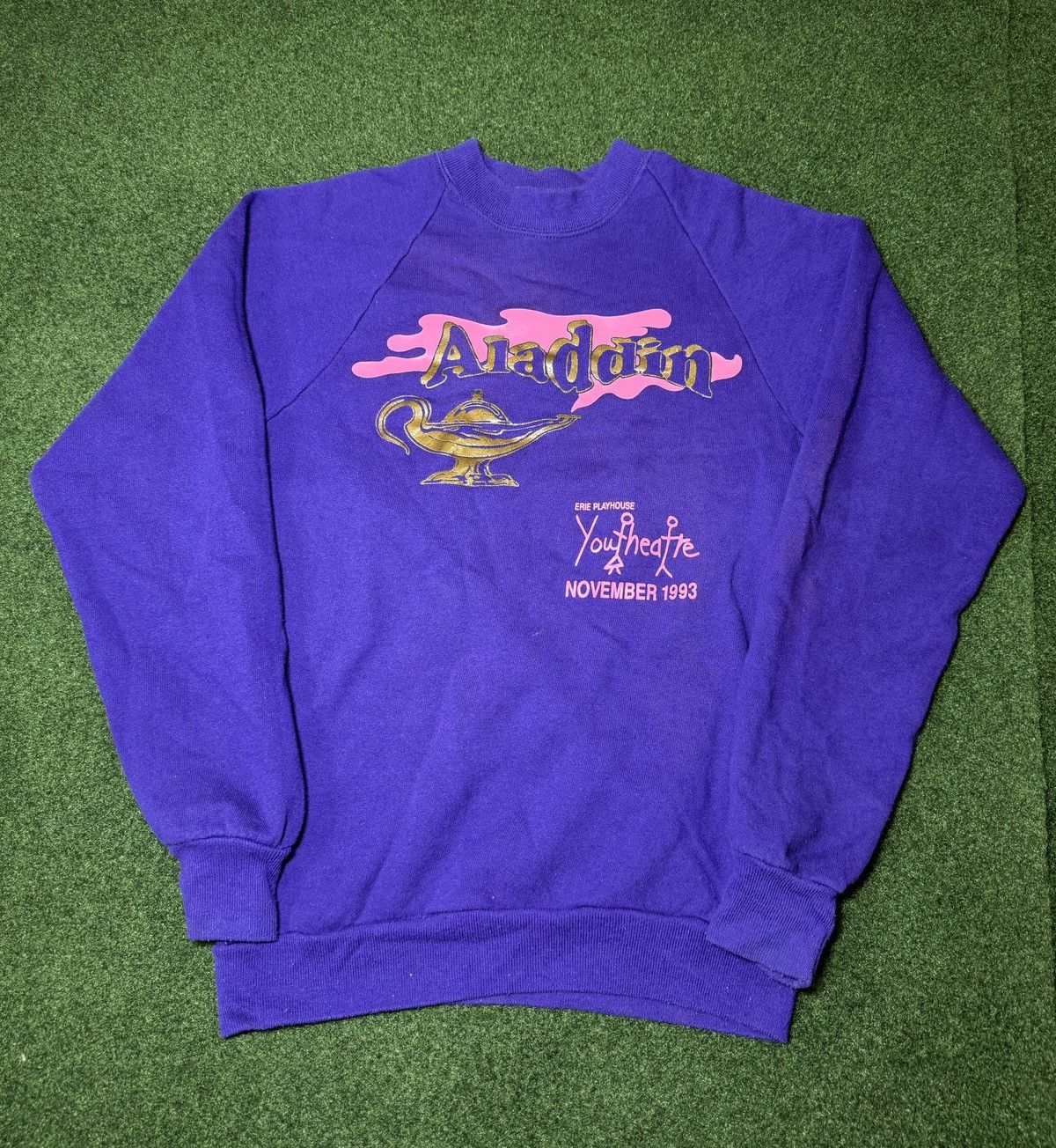 Disney × Vintage Vintage 90s Aladin Erie Playhouse Disney Crewneck Sweatshirt Size US S / EU 44-46 / 1 - 1 Thumbnail