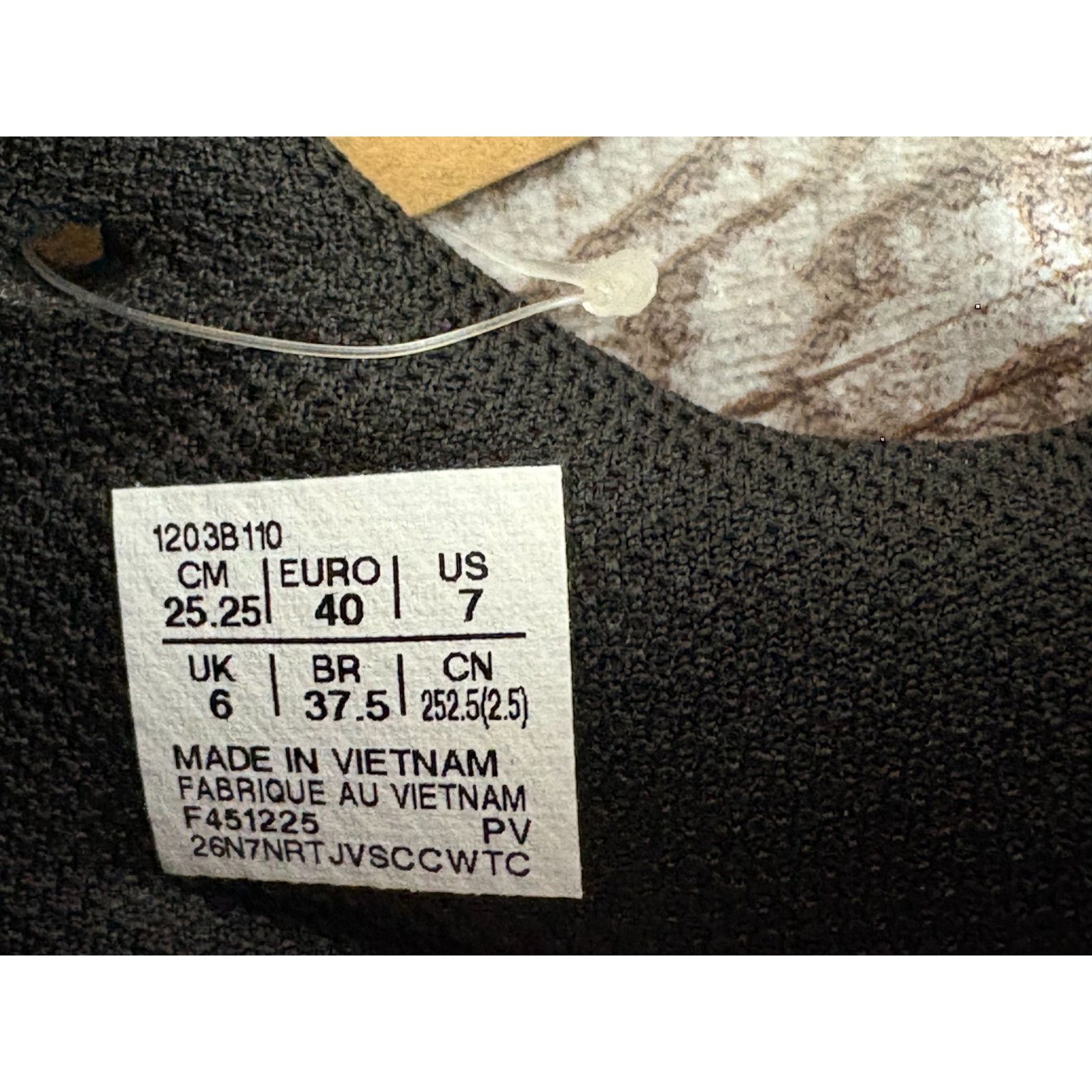 Asics Thom Browne New York x Asics Gel Kayano 14 Sz 7 Men 8.5 Wome Size US 7 / EU 40 - 13 Thumbnail