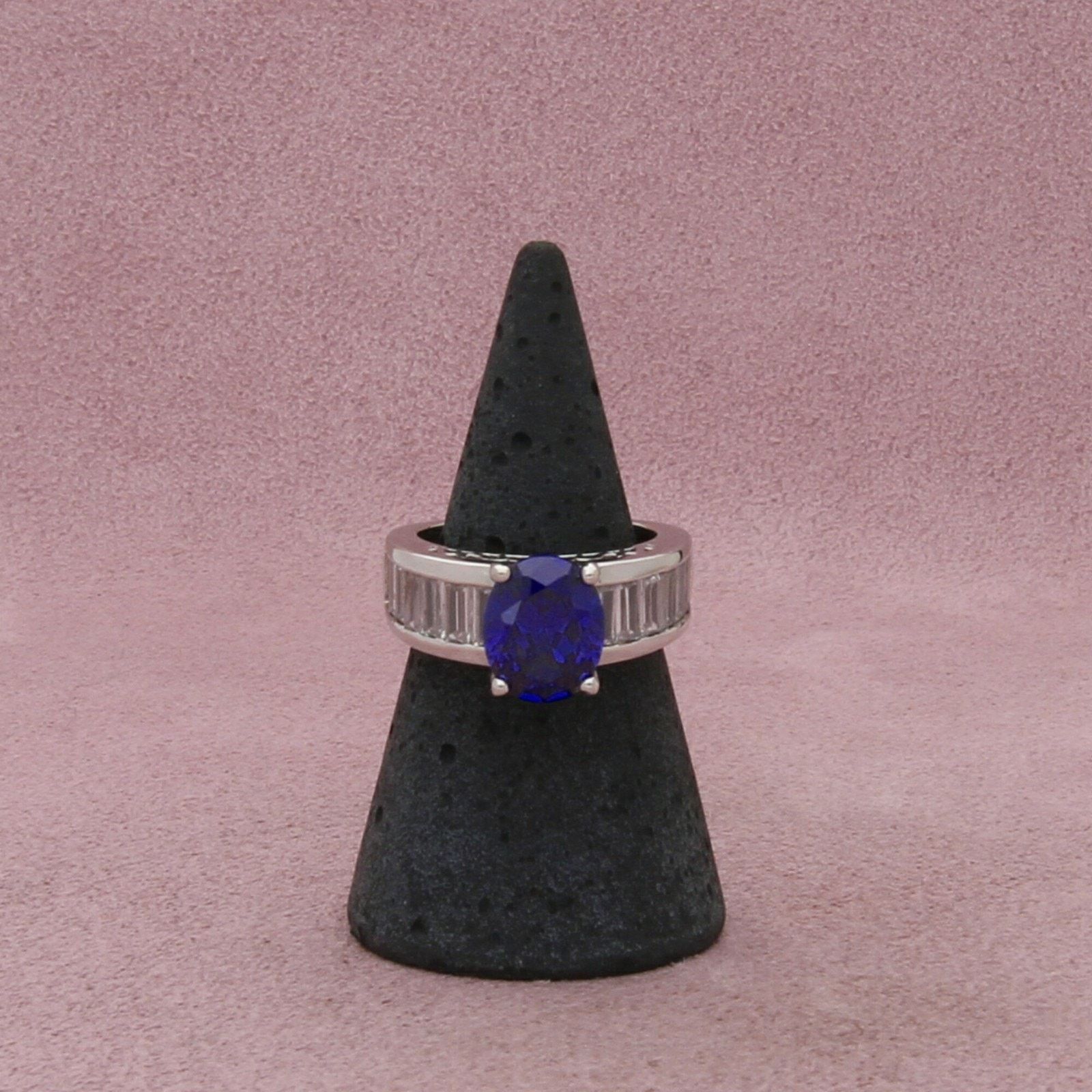 Sterling Silver sterling silver oval-cut amethyst & baguette cz ring size 6 Size ONE SIZE - 3 Thumbnail
