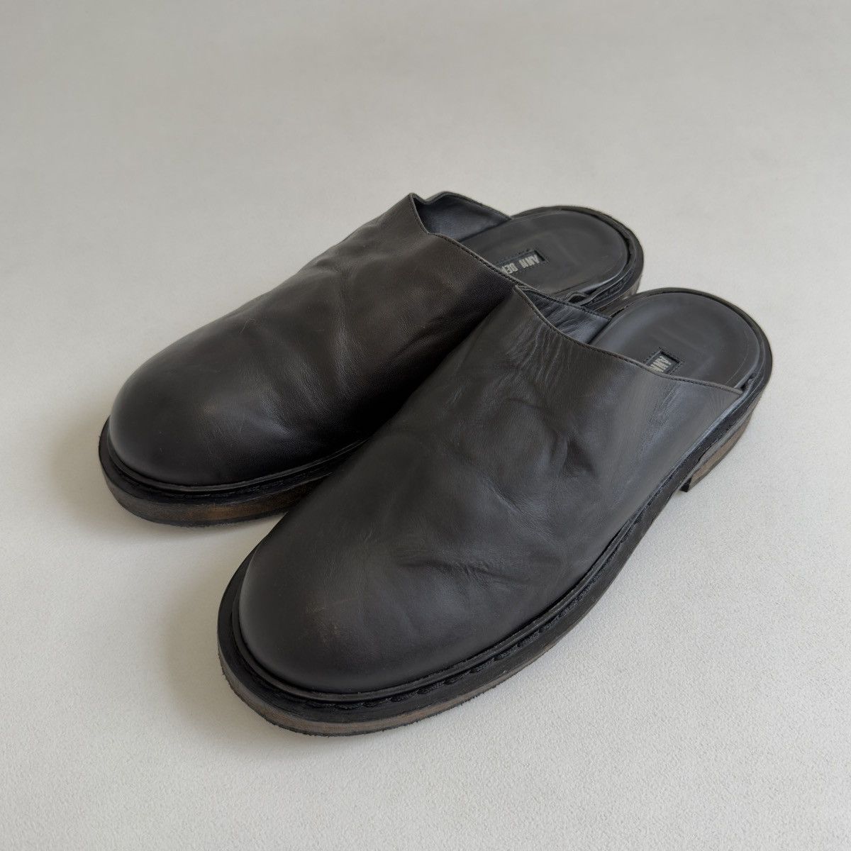Ann Demeulemeester Early 2010s Black ‘Distressed Leather’ Mules Size US 8 / IT 38 - 9 Thumbnail