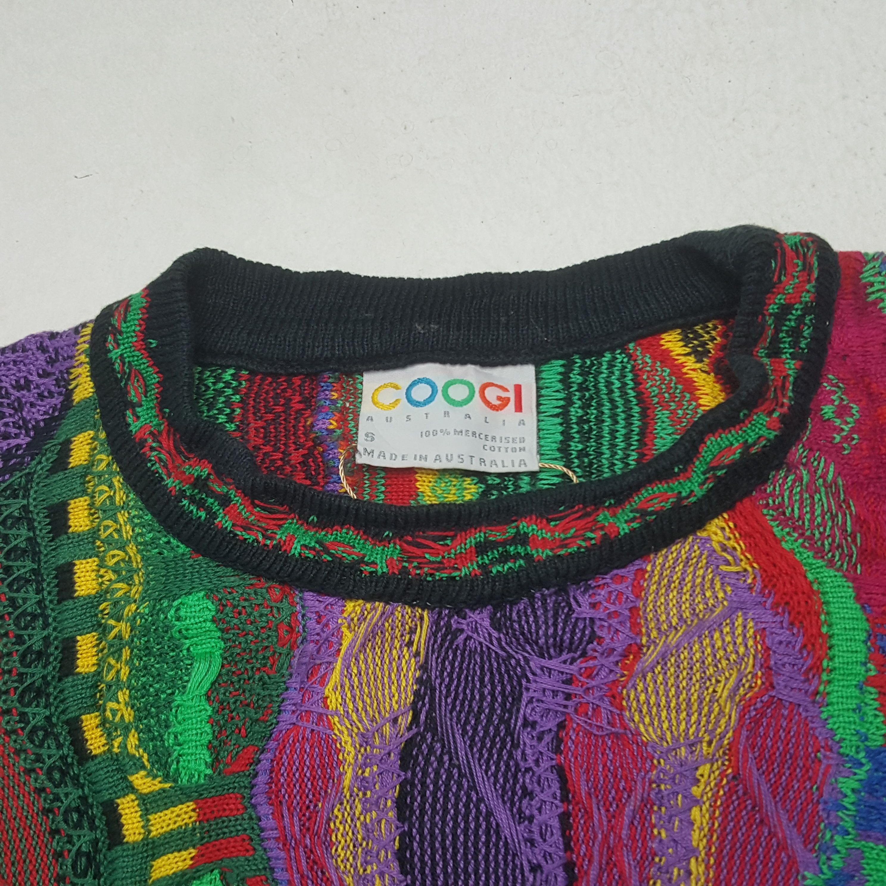 Coogi Vintage Coogi Colourfull Striped Sweatshirt Size US M / EU 48-50 / 2 - 3 Thumbnail