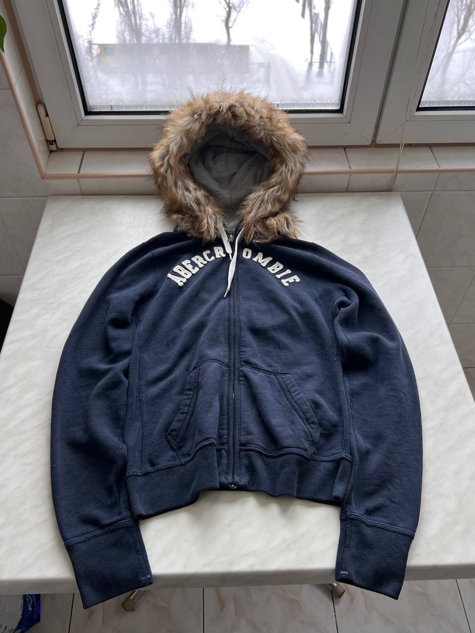 Abercrombie & Fitch Y2K Abercrombie & Fitch Faux Fuzzy Fur Hoodie Lgb Style Size L / US 10 / IT 46 - 4 Thumbnail
