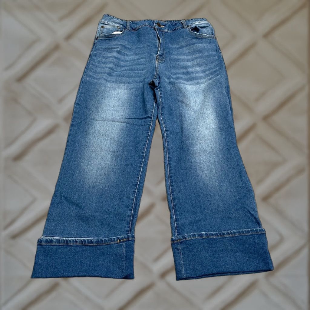 Fashion Nova Fashion Nova Denim Jeans Cropped 28 11 Blue High Rise Stretch Juniors Women's City Classic Modern Vintage No Size 32" / US 10 / IT 46 - 1 Thumbnail