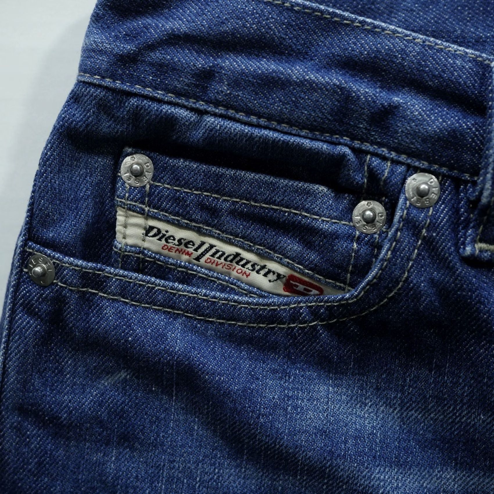 Diesel Diesel Jeans Mens 30 Regular Blue Denim Dark Distressed 5-Pocket Logo Made in Italy Shoes? Size US 30 / EU 46 - 3 Thumbnail