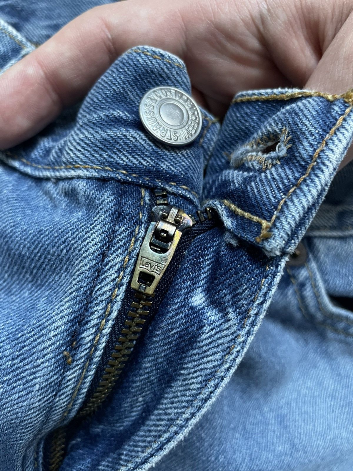 Levi's Vintage Clothing Vintage Levi's 518 Jeans Women's Super Low Stretch Bootcut Size 24" / US 00 / IT 34 - 9 Thumbnail