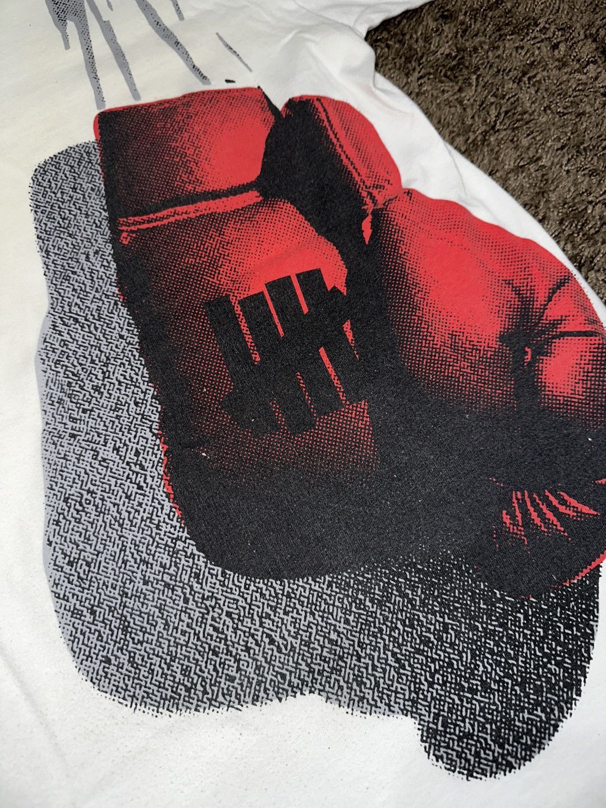 Undefeated VINTAGE UNDFTD BOXING GLOVE SHIRT Size US M / EU 48-50 / 2 - 6 Thumbnail