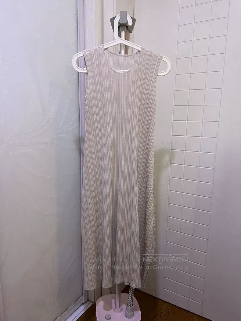 Issey Miyake Issey Miyake Beige Dress Size M / US 6-8 / IT 42-44 - 1 Thumbnail