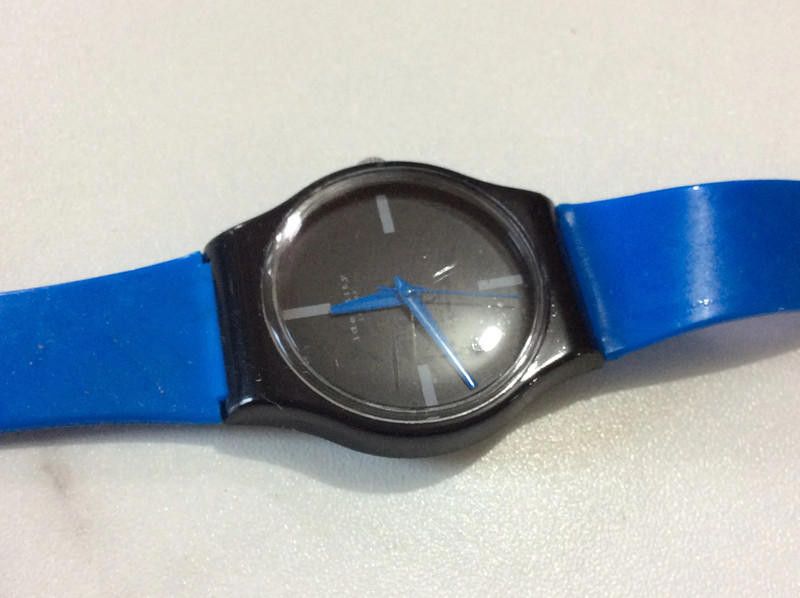Designer identity black dial bule plastic strap watch Size ONE SIZE - 4 Thumbnail