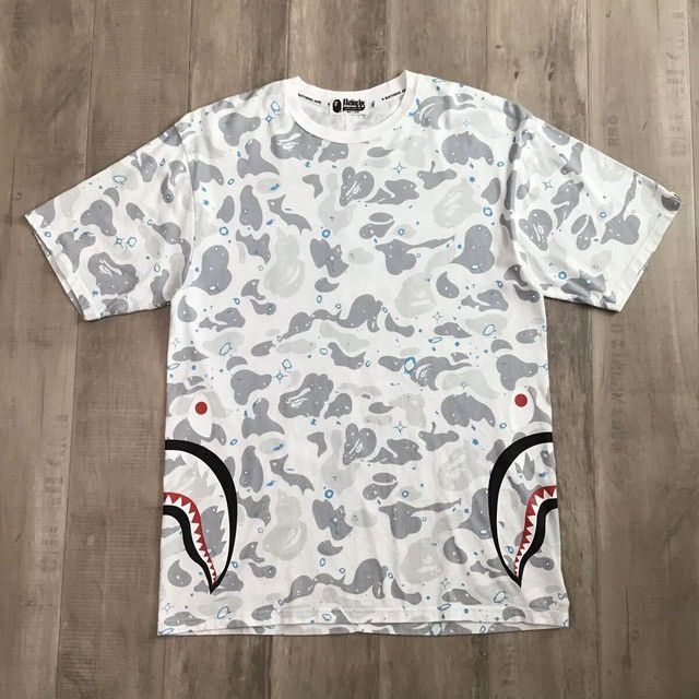 Bape 💫Glow in the dark💫 Space camo shark T-shirt a bathing ape Size US XXL / EU 58 / 5 - 1 Thumbnail