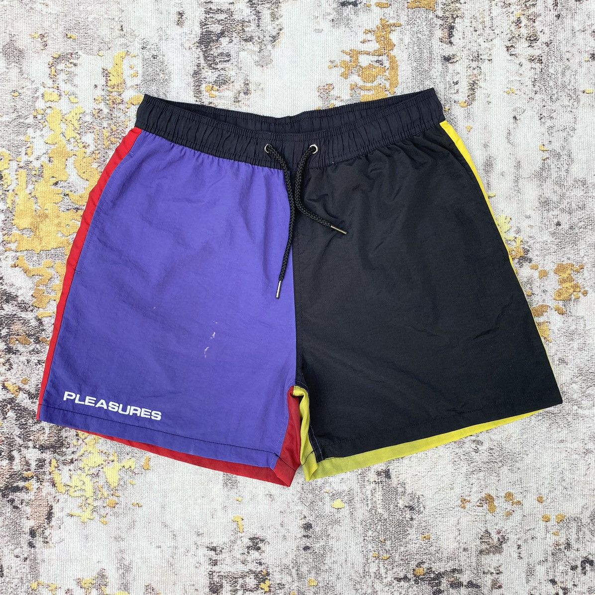 Pleasures Pleasure Misfit Nylon Short Pleasure Streetwear Brand Size US 28 / EU 44 - 1 Thumbnail