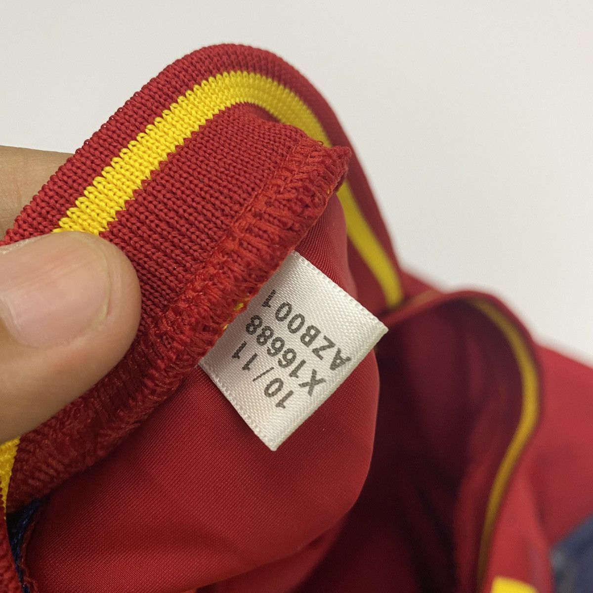 Adidas Jersey spain home 2012 techfit Size US M / EU 48-50 / 2 - 8 Thumbnail