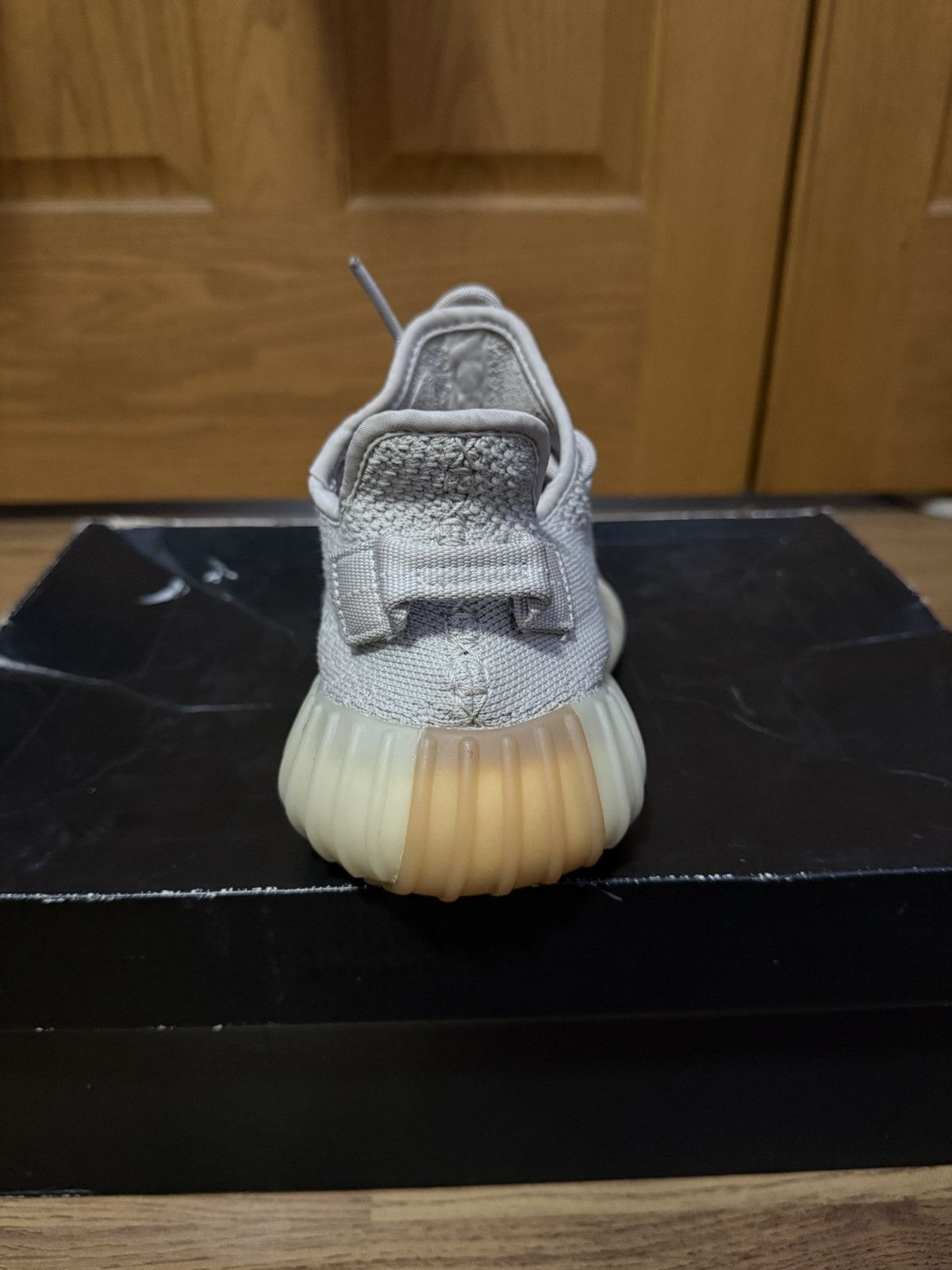 Yeezy Yeezy 350 v2 “Sesame” Size 5y Size US 5 / EU 37 - 9 Thumbnail