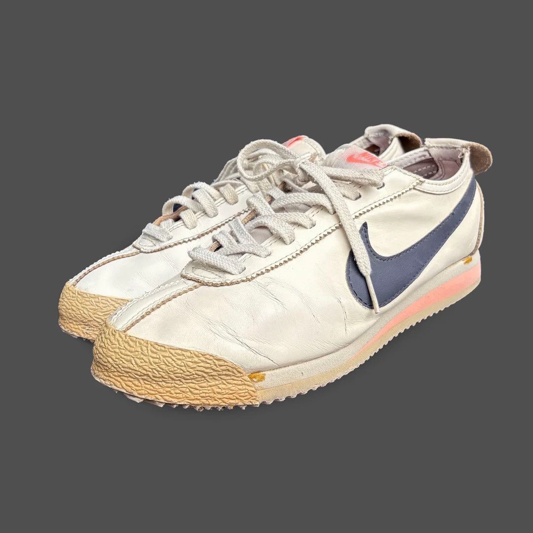 Nike Nike Cortez 72 2007 Vintage 9.5 White Pink Sneakers Shoes Size US 9.5 / EU 42-43 - 1 Thumbnail