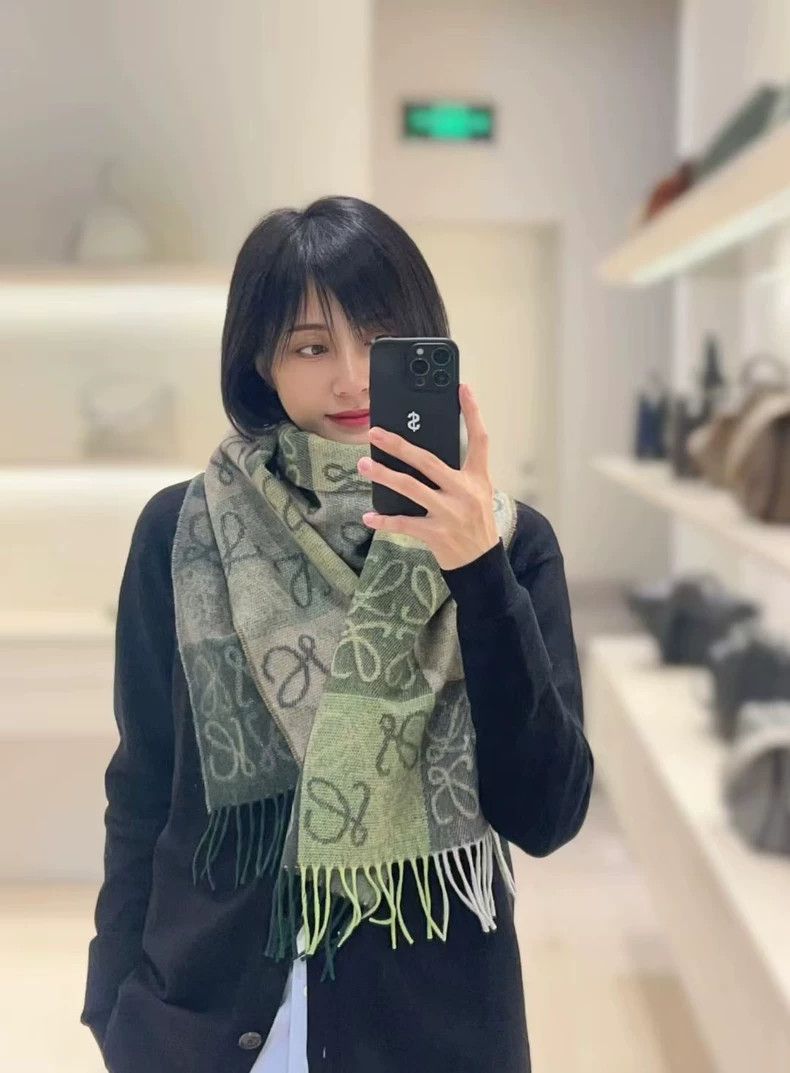Loewe LOEWE Green wool scarf Size ONE SIZE - 3 Thumbnail