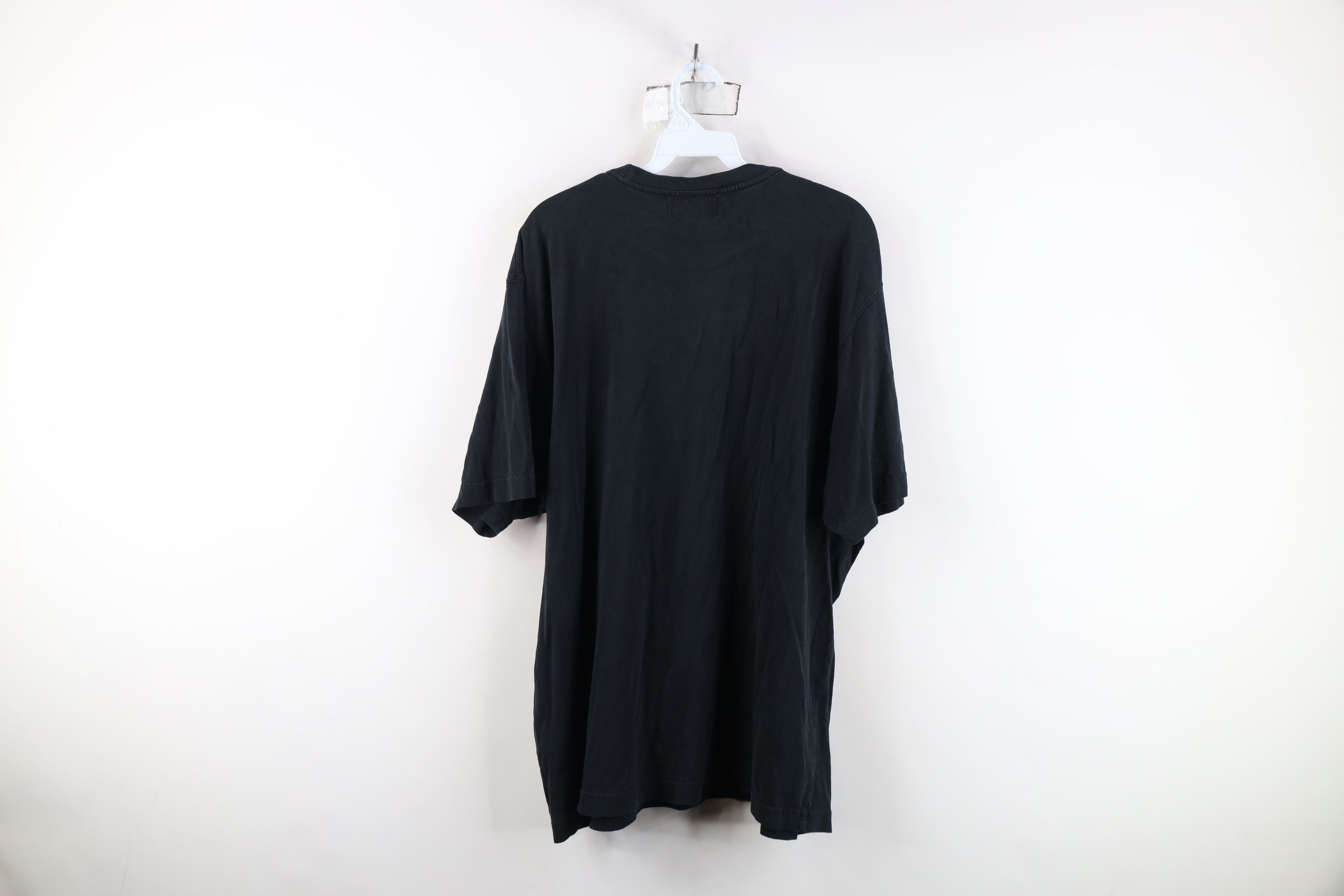 Eddie Bauer Vintage 90s Eddie Bauer Short Sleeve T-Shirt Cotton USA Size US XL / EU 56 / 4 - 13 Thumbnail