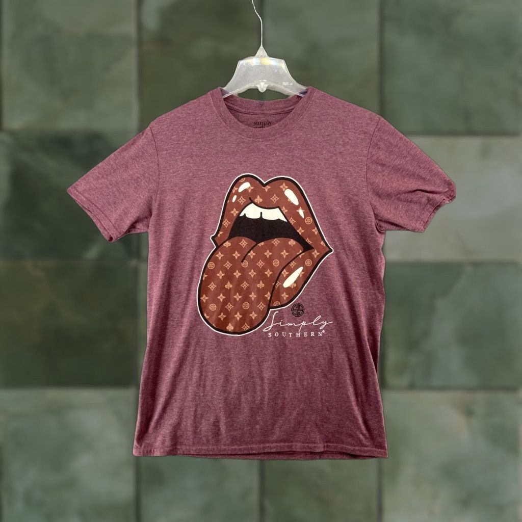 Logo 7 Simply Southern TShirt Womens Medium Red Kiss Logo Size M / US 6-8 / IT 42-44 - 1 Thumbnail
