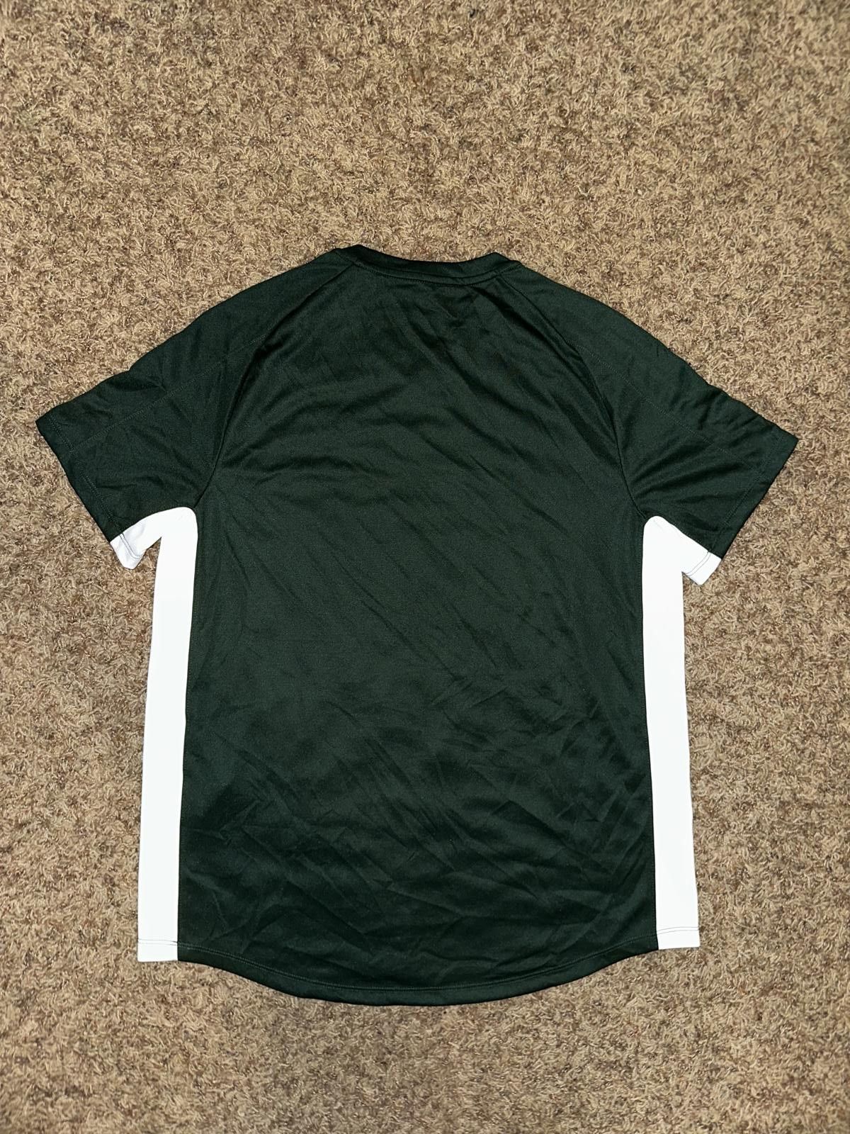 Nike NikeCourt Men’s Dri-FIT Victory Tennis Green T-Shirt Size US M / EU 48-50 / 2 - 2 Thumbnail