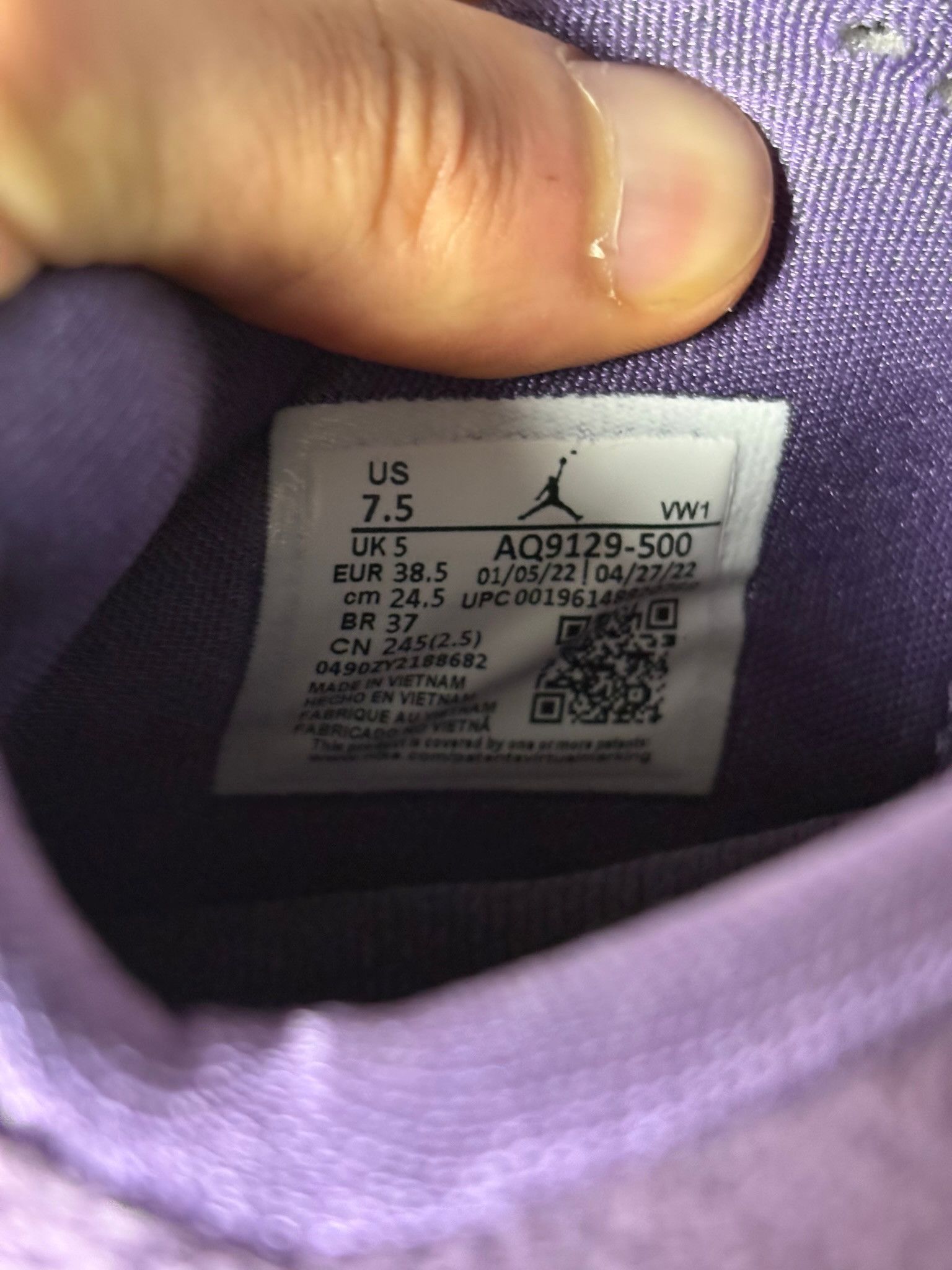 Jordan Brand Air Jordan 4 Retro "Canyon Purple" (WMNS) - Size 7.5 Size US 7.5 / IT 37.5 - 6 Thumbnail