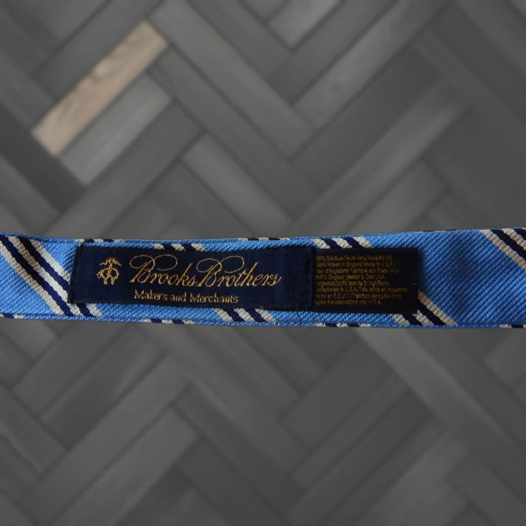 Brooks Brothers VINTAGE Brooks Brothers Bow Tie Mens Silk Blue 2-inch Wide United States Silk Bow Tie Mens Size ONE SIZE - 1 Thumbnail