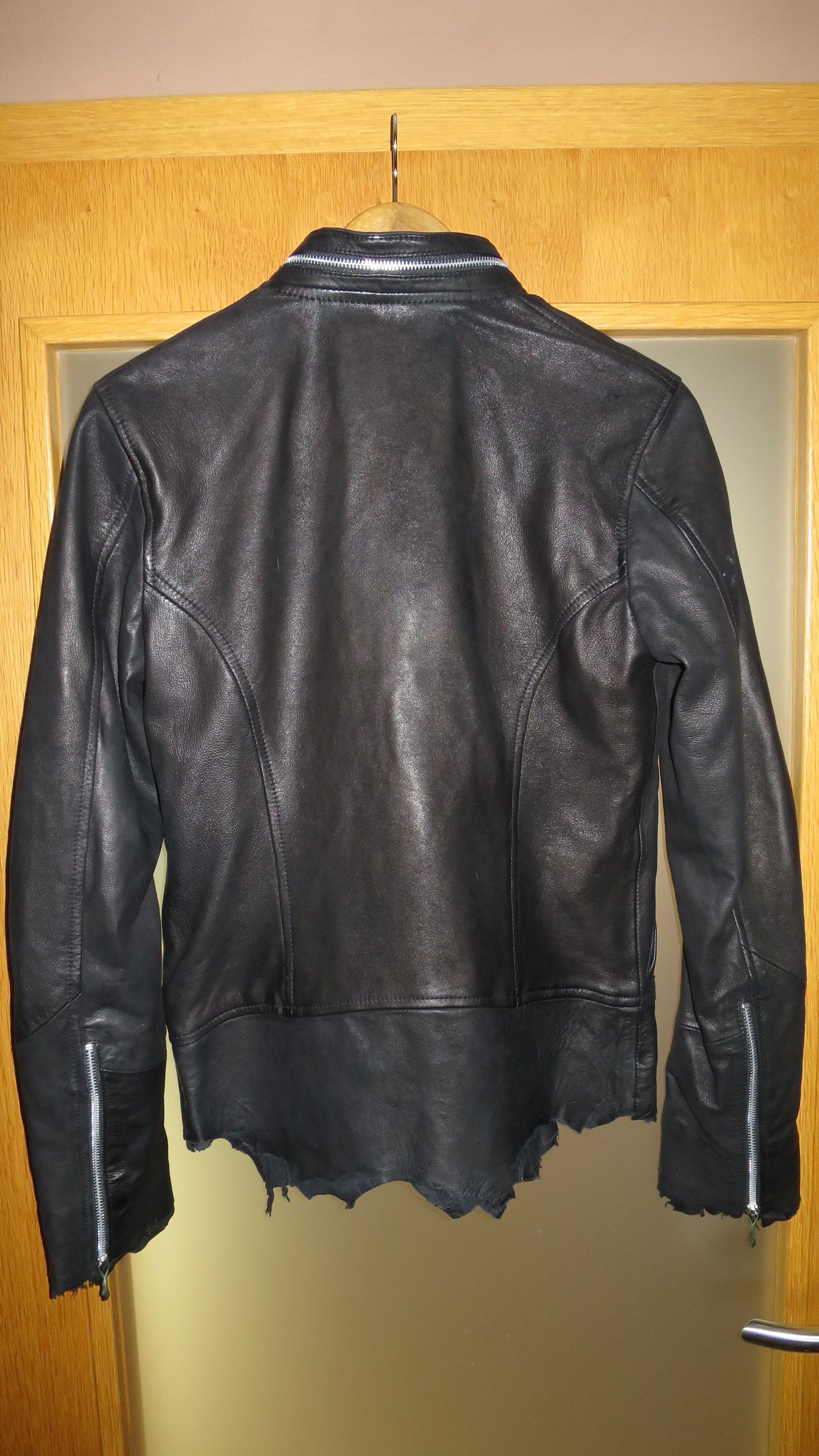 14th Addiction Cross Zip