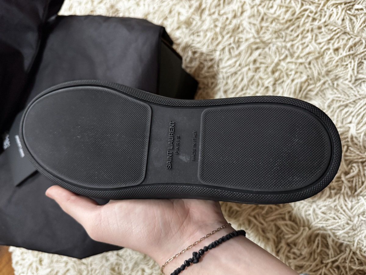 Saint Laurent Paris Saint Laurent Court Clasic SL 39 Size US 7 / EU 40 - 8 Thumbnail