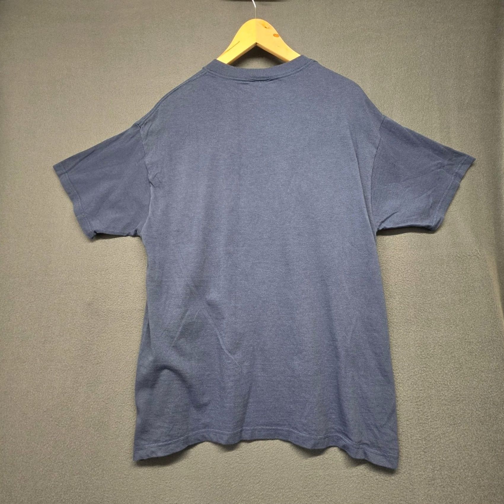 Vintage VINTAGE Offworld Designs T Shirt Dragon Holding Teddy Bear Blues Large Mens L Blue Flaw Bleach Spots Size US L / EU 52-54 / 3 - 2 Thumbnail