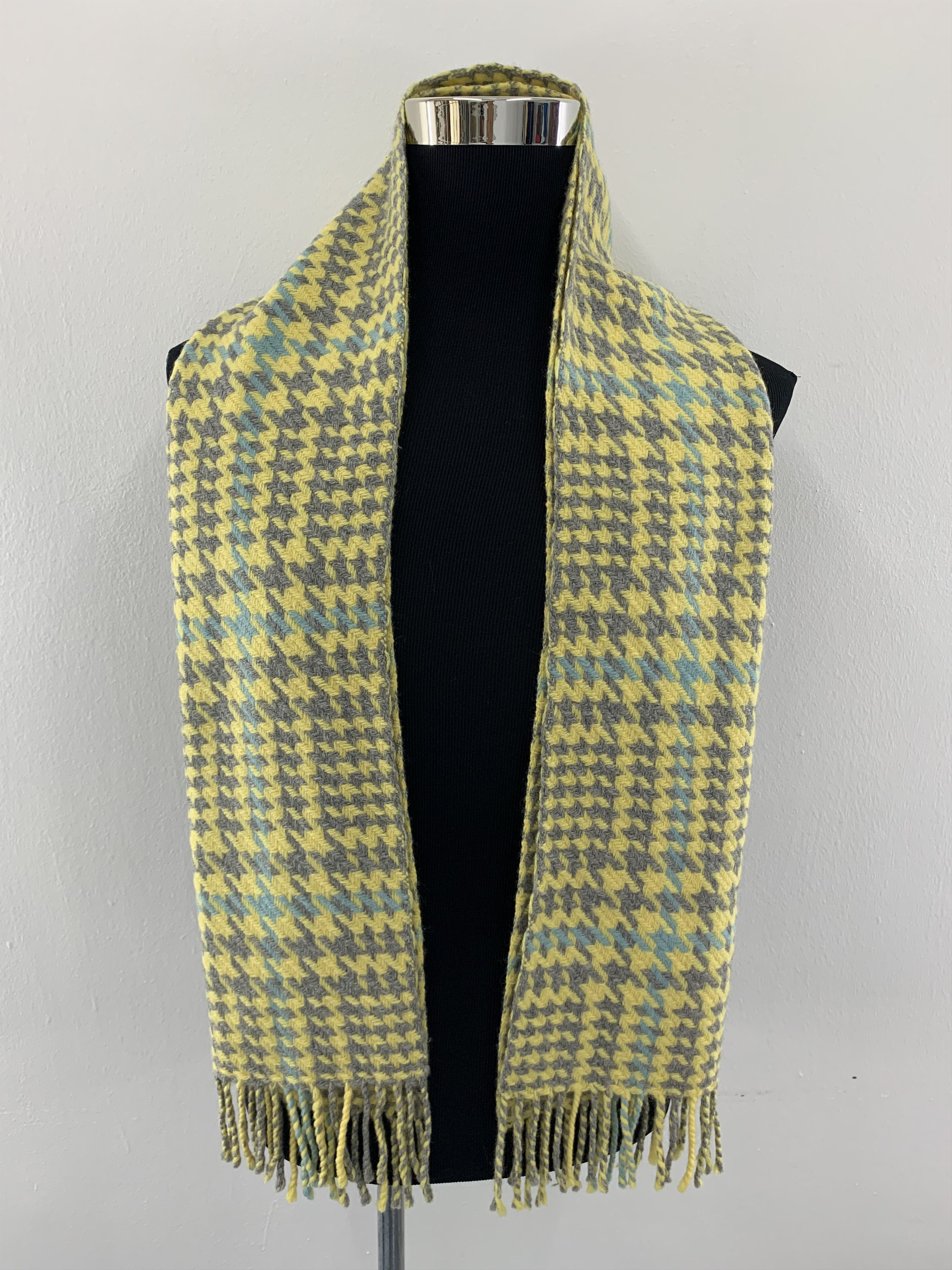 Junko Shimada Junko Shimada Scarf Wool Muffler Neck Wrap BL5217 Size ONE SIZE - 1 Thumbnail