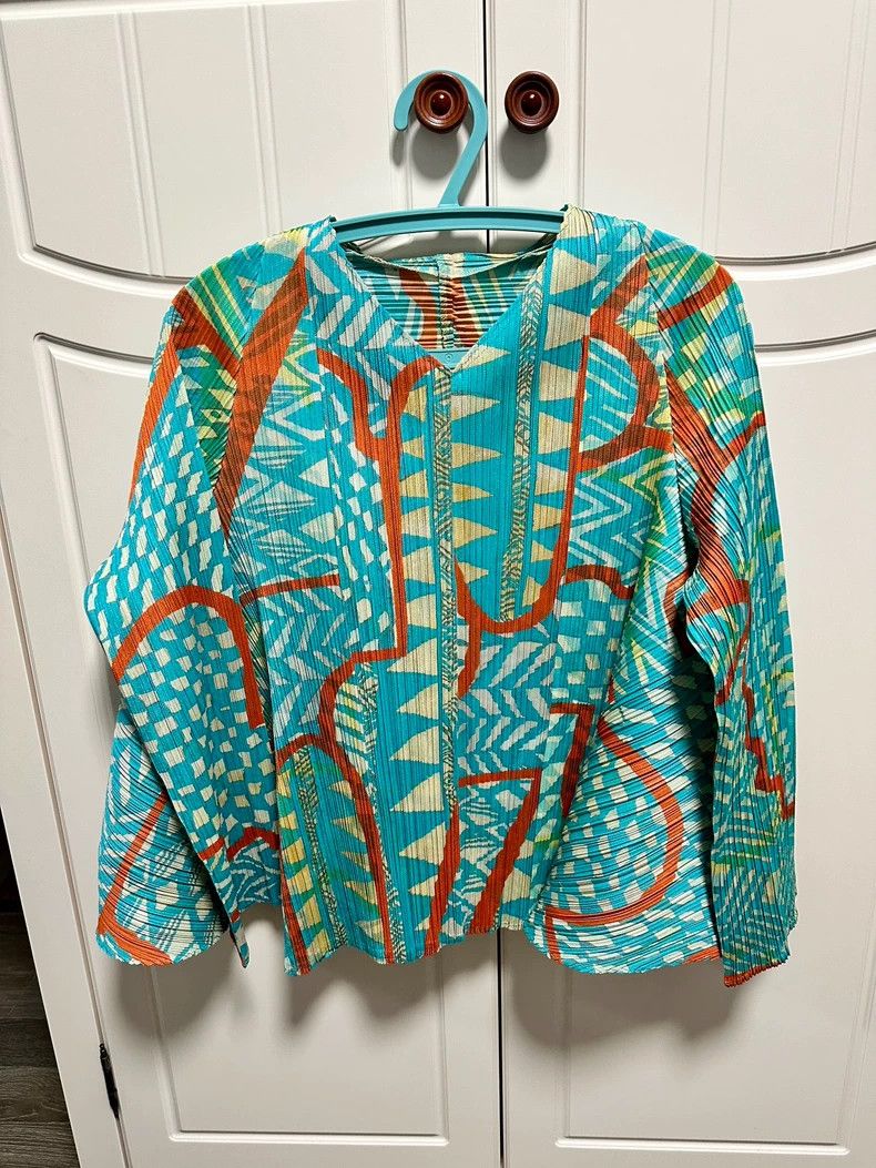 Issey Miyake Issey Miyake size:3 Blue Atlantis horizontal stripe top Size XS / US 0-2 / IT 36-38 - 1 Thumbnail