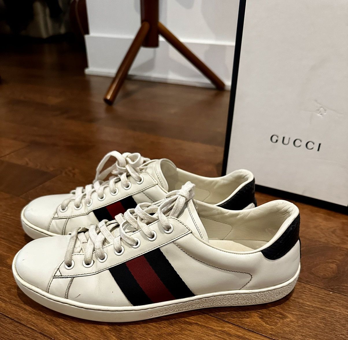 Gucci ACE GUCCI SNEAKERS FULL WHITE LEATHER WITH A TOUCH OF BLUE Size US 9 / EU 42 - 2 Thumbnail