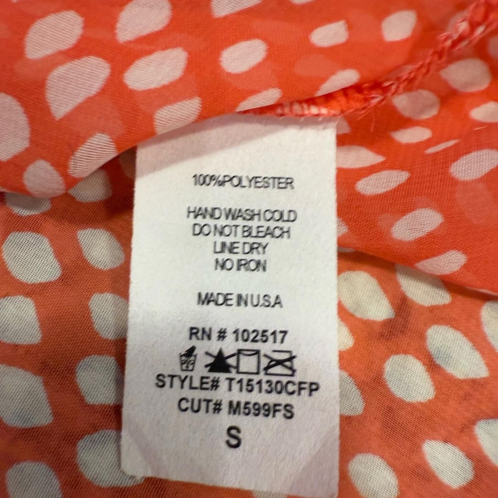 Other Soprano coral & white polka dot semi sheer tank top SZ small Size S / US 4 / IT 40 - 6 Thumbnail