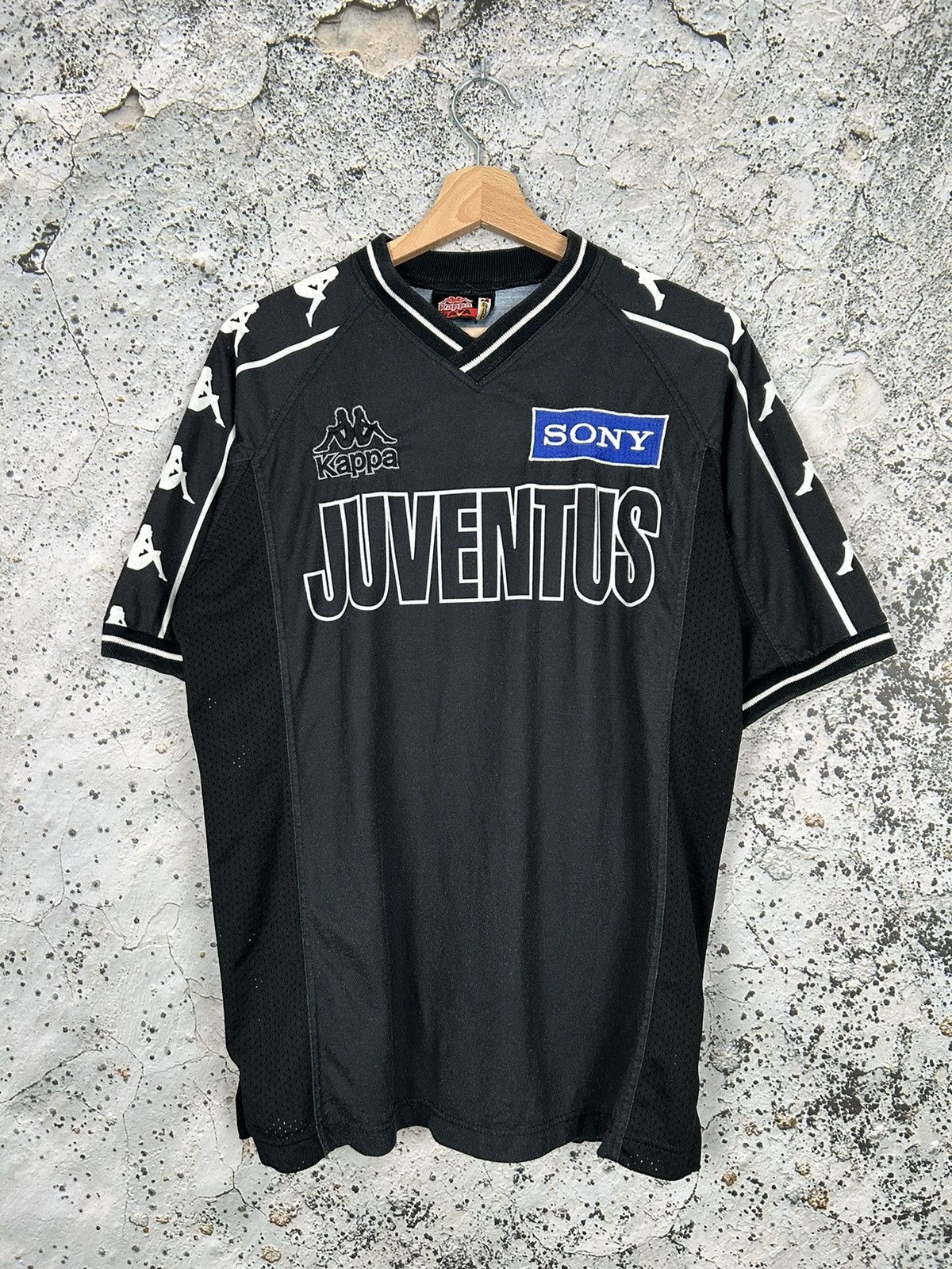 Kappa × Vintage Vintage Juventus FC Kappa 90s Soccer Jersey