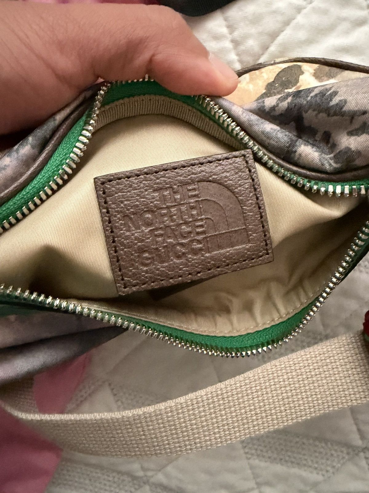 Gucci × The North Face Gucci north face shoulder bag Size ONE SIZE - 5 Thumbnail