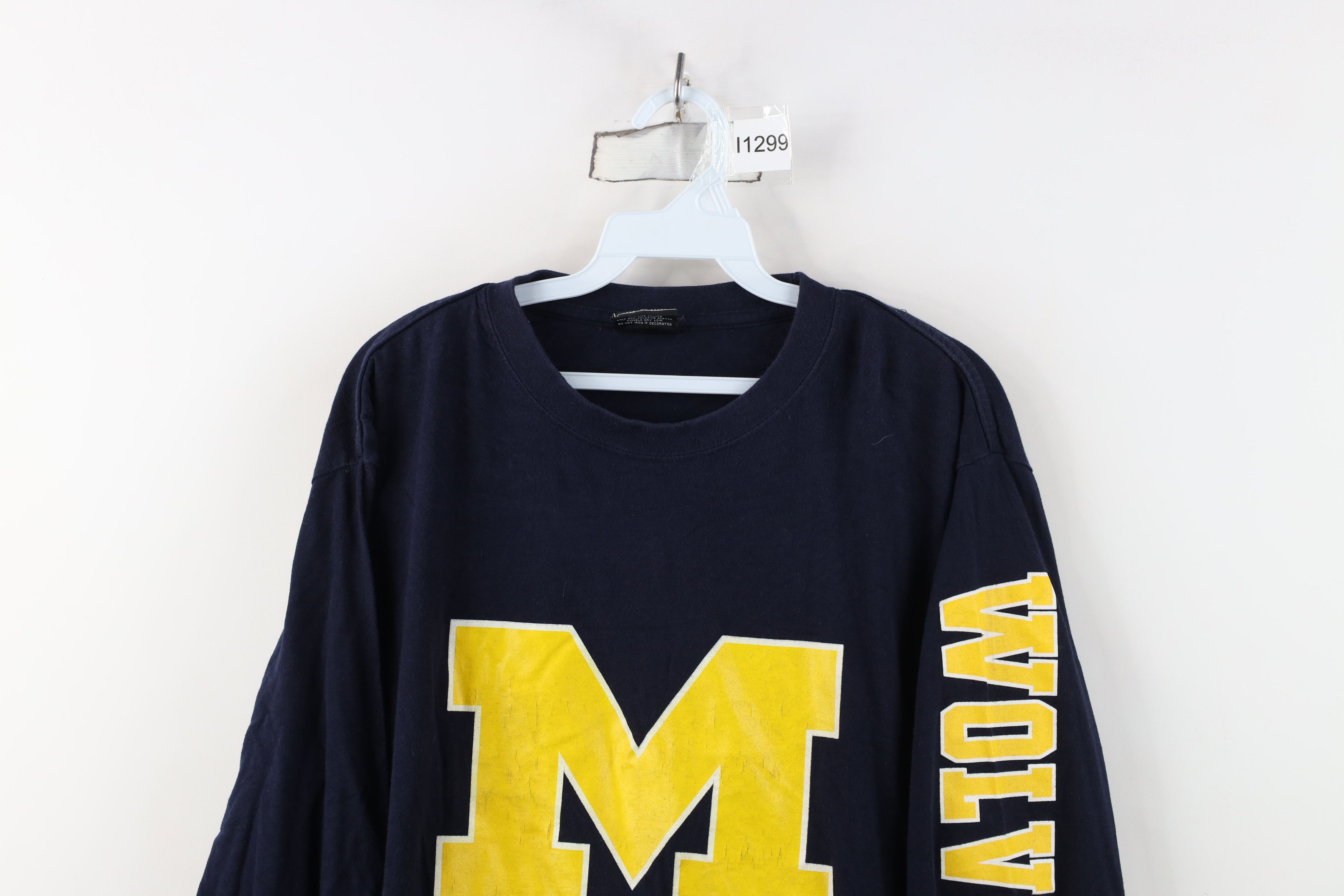 Vintage Vintage Y2K Heavy University of Michigan Long Sleeve T-Shirt Size US L / EU 52-54 / 3 - 2 Thumbnail