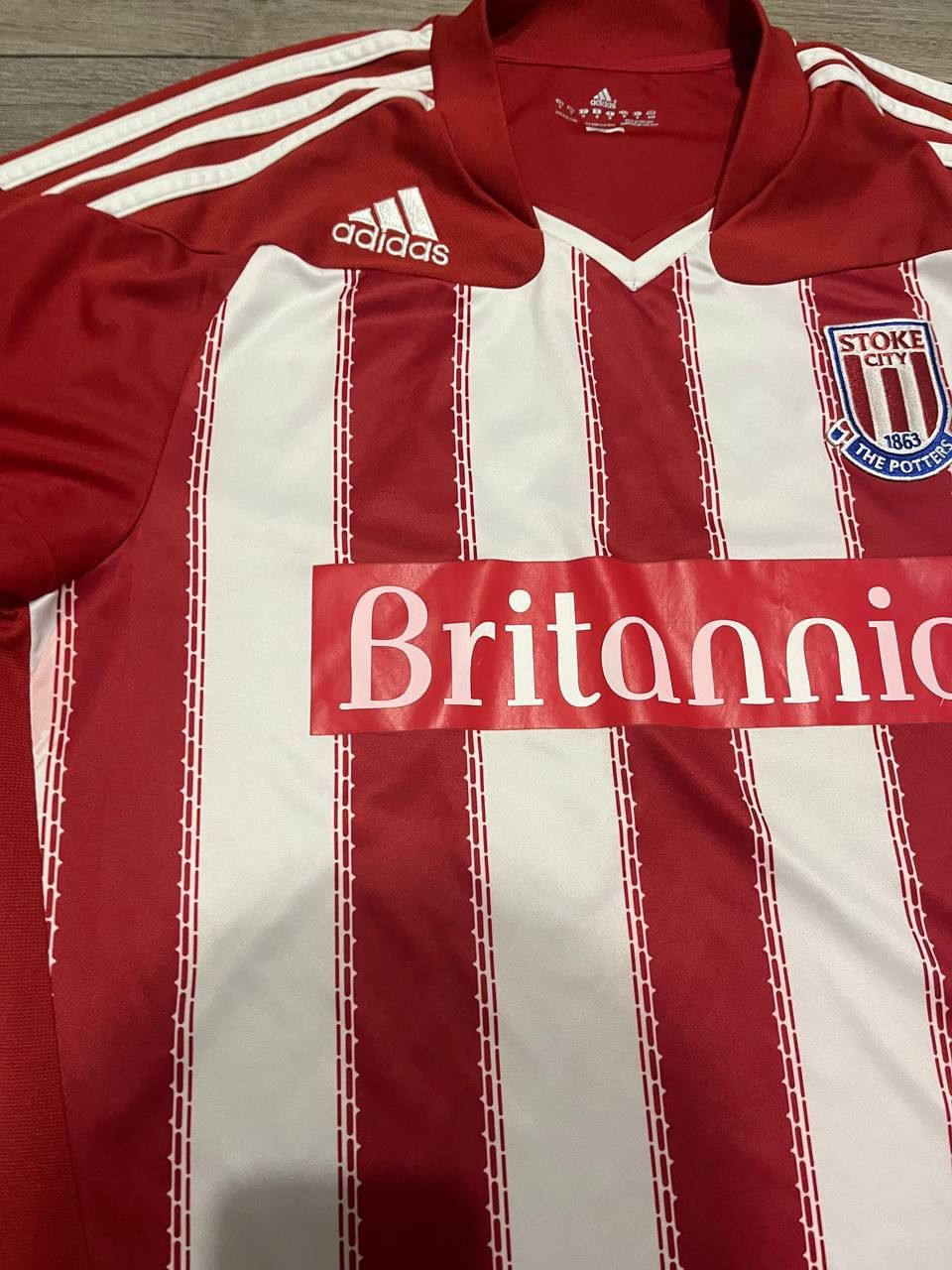 Adidas × Vintage Stoke City 2010/2011 #67 Worth Adidas Home Football Shirt Size US M / EU 48-50 / 2 - 3 Thumbnail