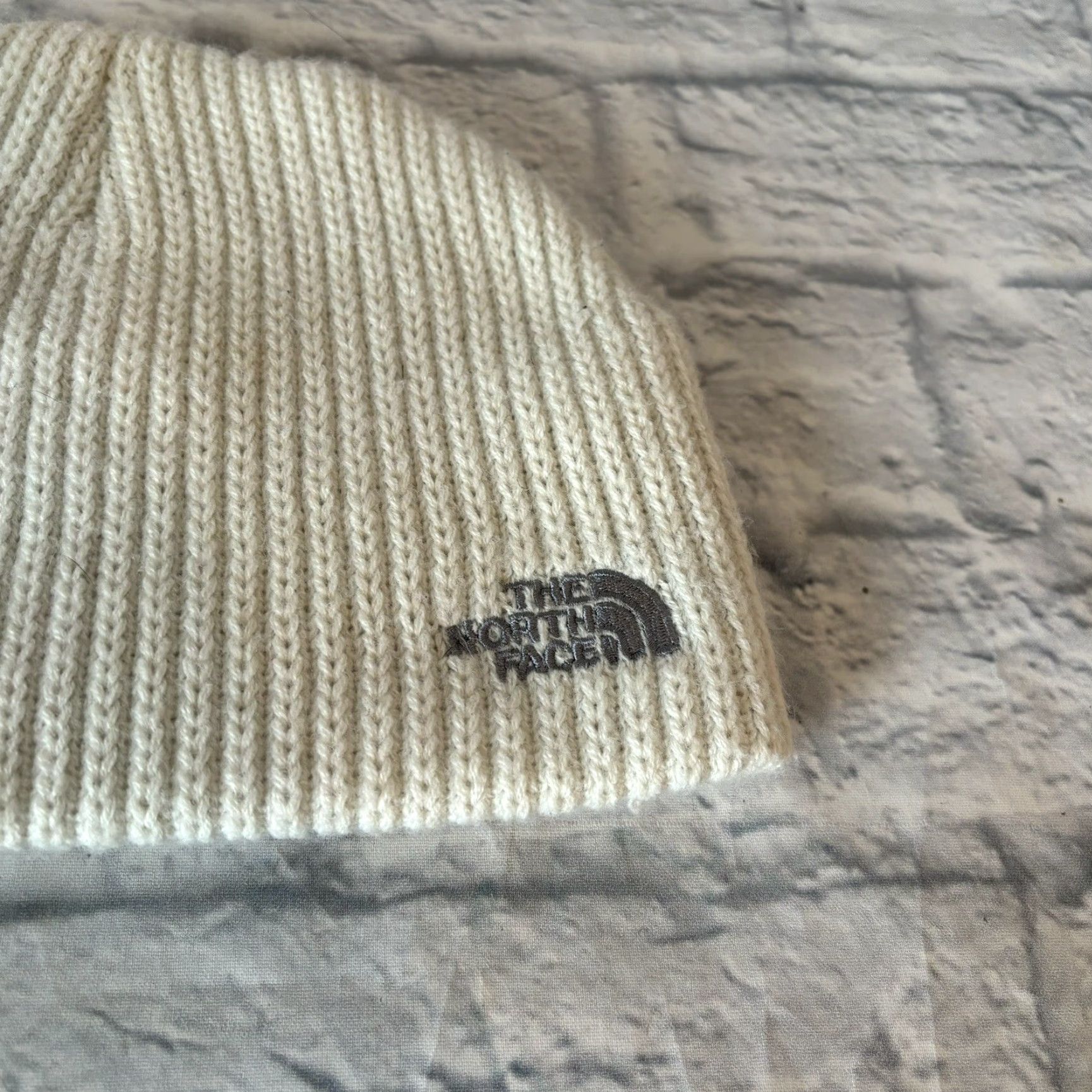 The North Face The North Face Beanie White Knit Women One Size Size ONE SIZE - 2 Thumbnail