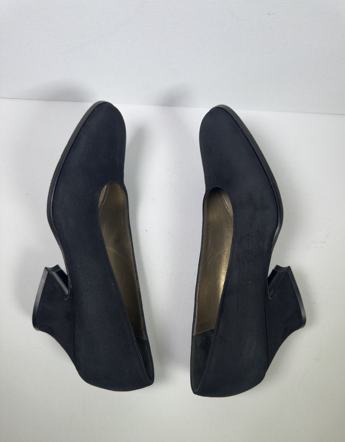 Yves Saint Laurent Yves Saint Laurent Women's Heels Vintage Italy Size 7 Size US 7 / IT 37 - 4 Thumbnail