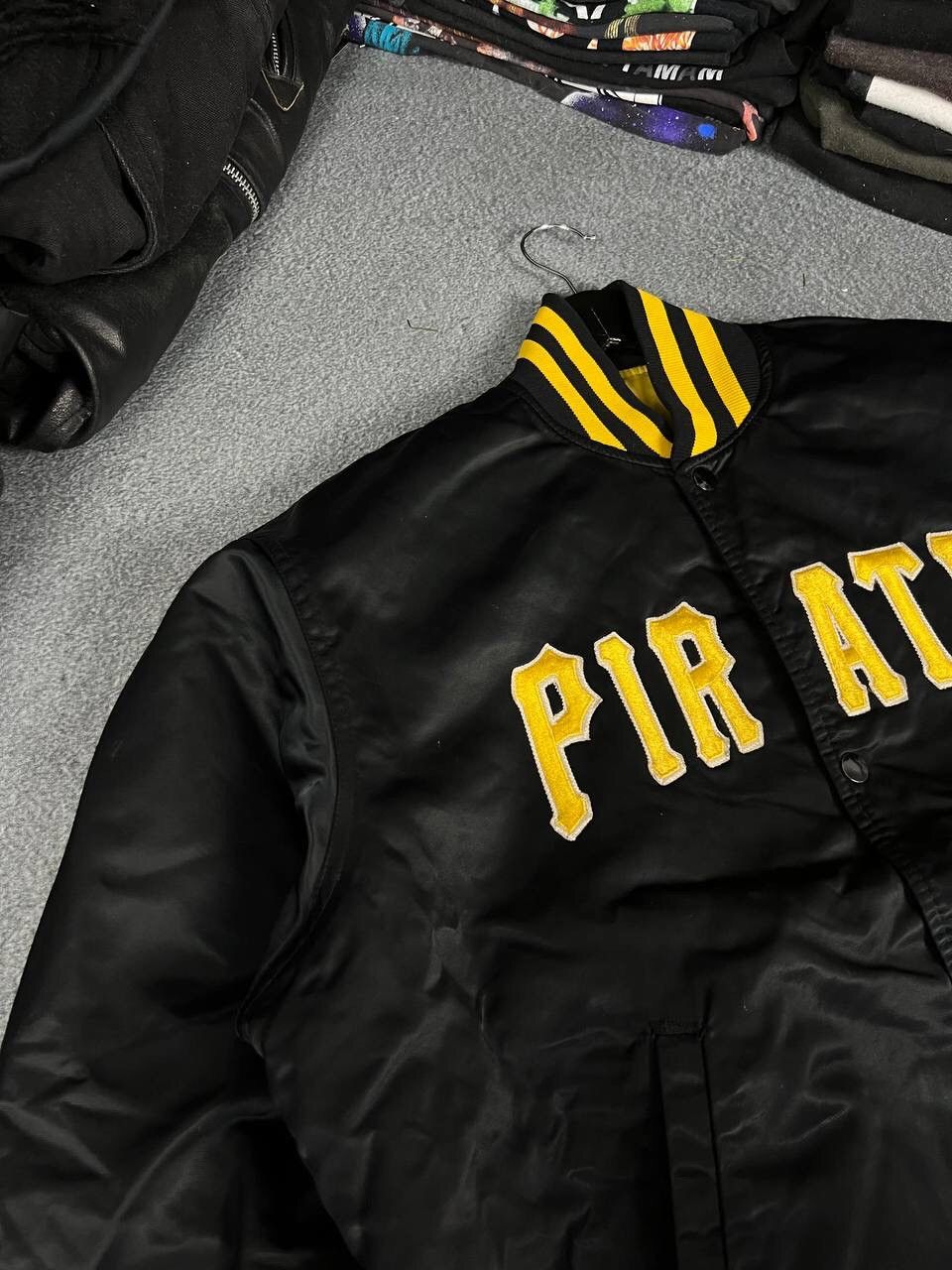MLB Vintage Starter Pirates MLB Bomber Jacket Size US L / EU 52-54 / 3 - 2 Thumbnail