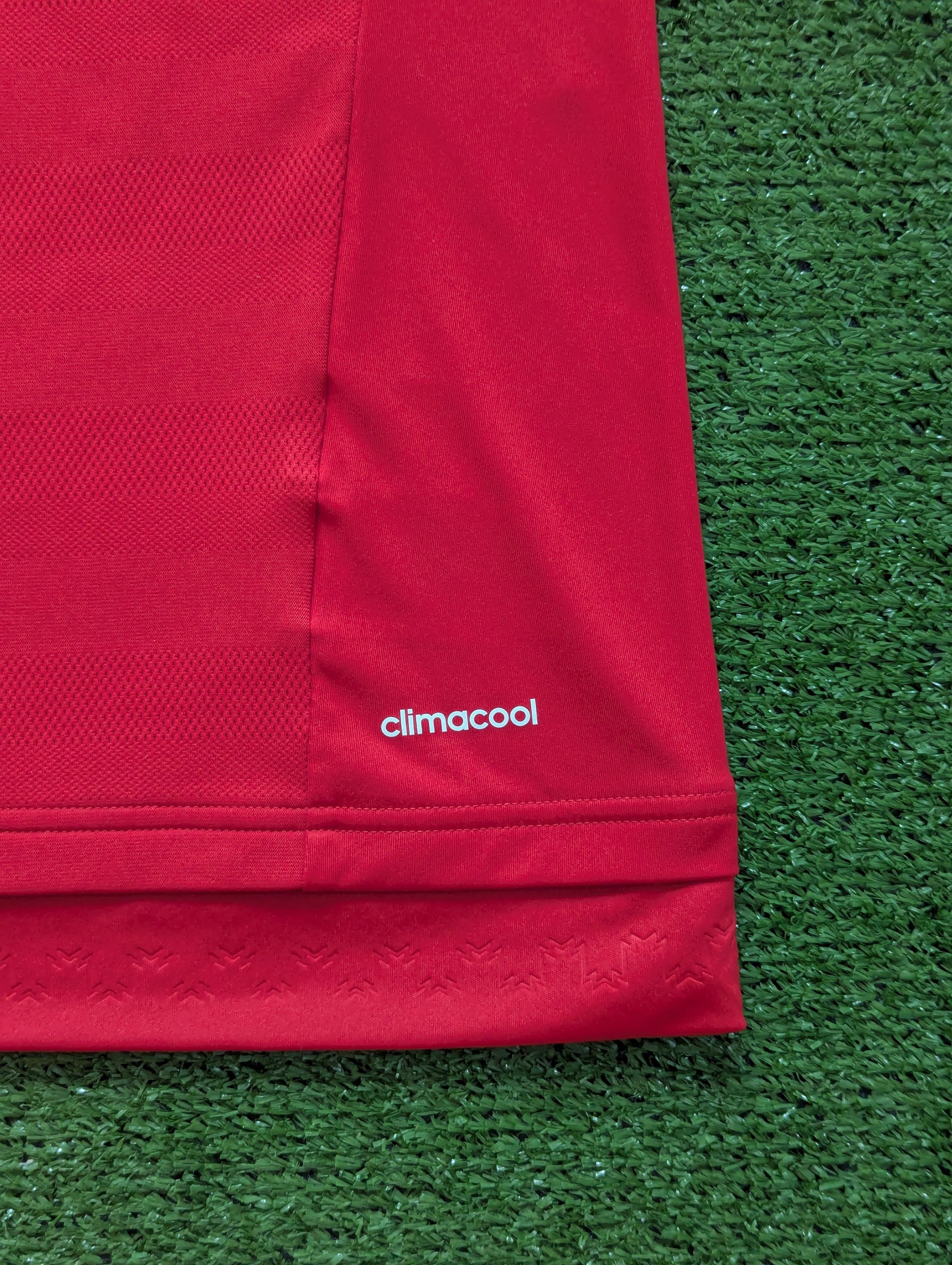 Adidas MANCHESTER UNITED 2015/2016 HOME FOOTBALL SHIRT RASHFORD #19 Size US M / EU 48-50 / 2 - 10 Thumbnail