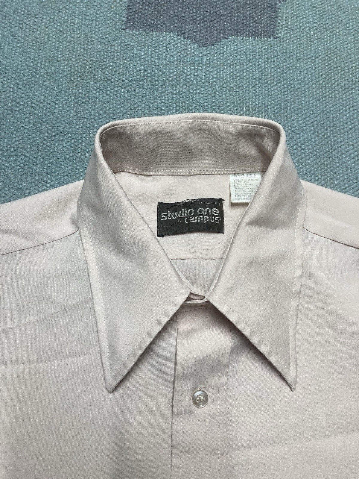 Vintage Vtg 70s polo shirt campus soft polyester dagger collar large Size US L / EU 52-54 / 3 - 3 Thumbnail