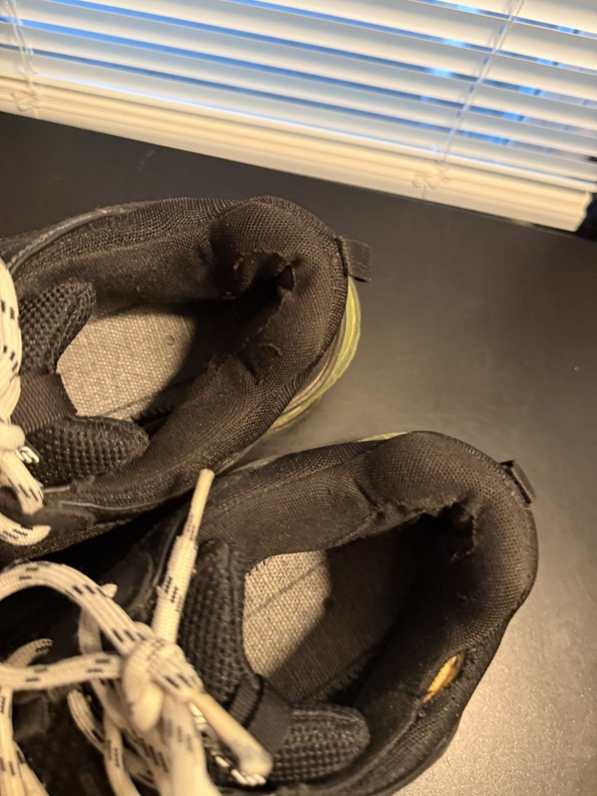 Balenciaga Balenciaga Triple S Black Green Sole Size 11 US / 44 EU Size US 11 / EU 44 - 14 Thumbnail