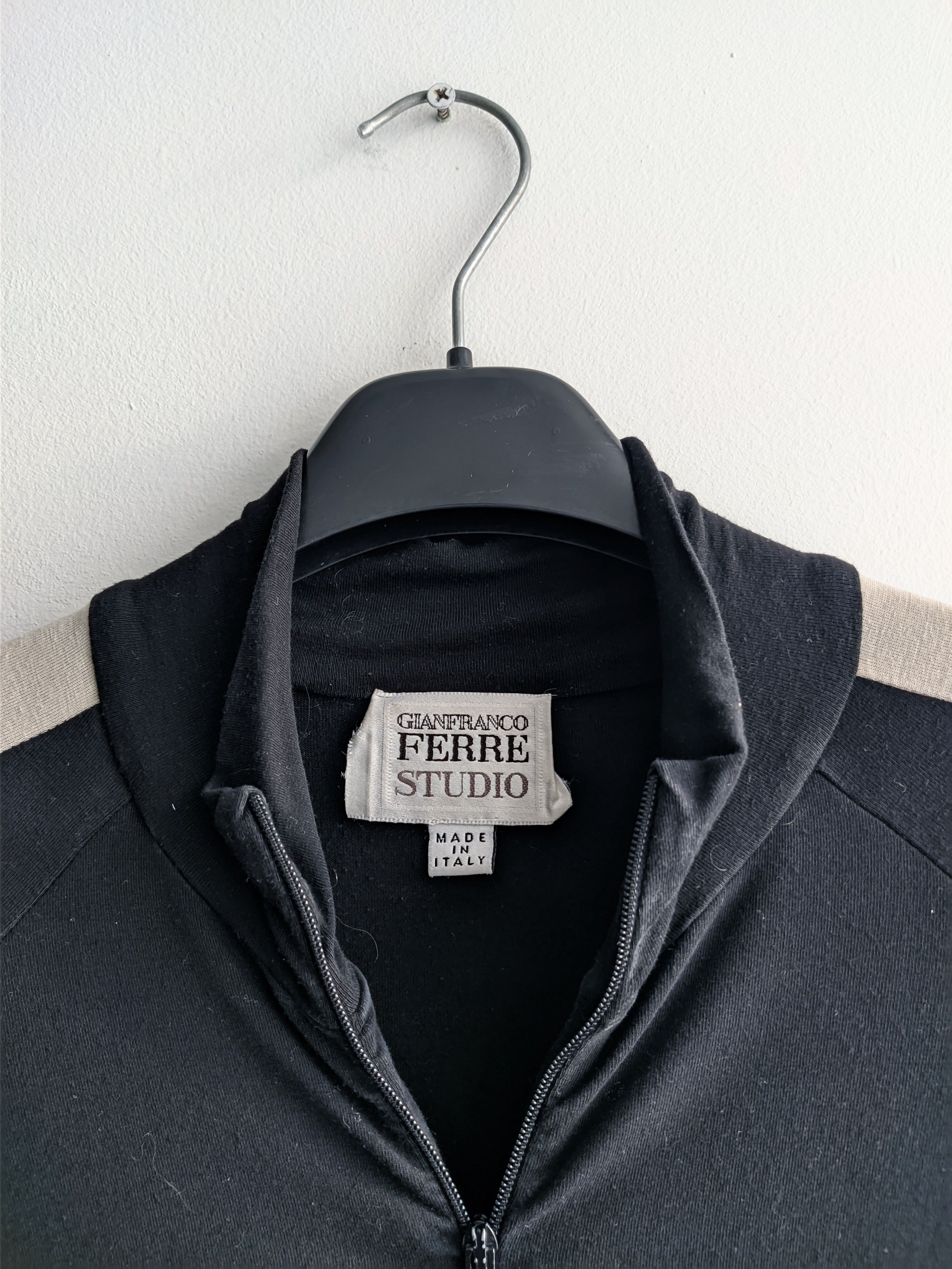 Gianfranco Ferre Gianfranco ferre zip long sleeve black vintage Size M / US 6-8 / IT 42-44 - 4 Thumbnail