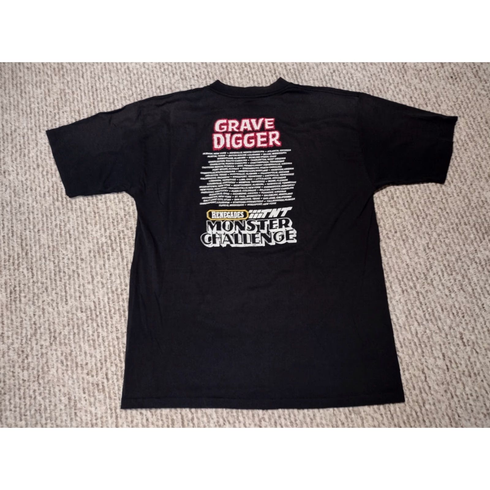Vintage VINTAGE Grave Digger Monster Jam Truck Car Shirt L Black Men Short Sleeve 90s Racing Horror Rare Size US L / EU 52-54 / 3 - 4 Thumbnail